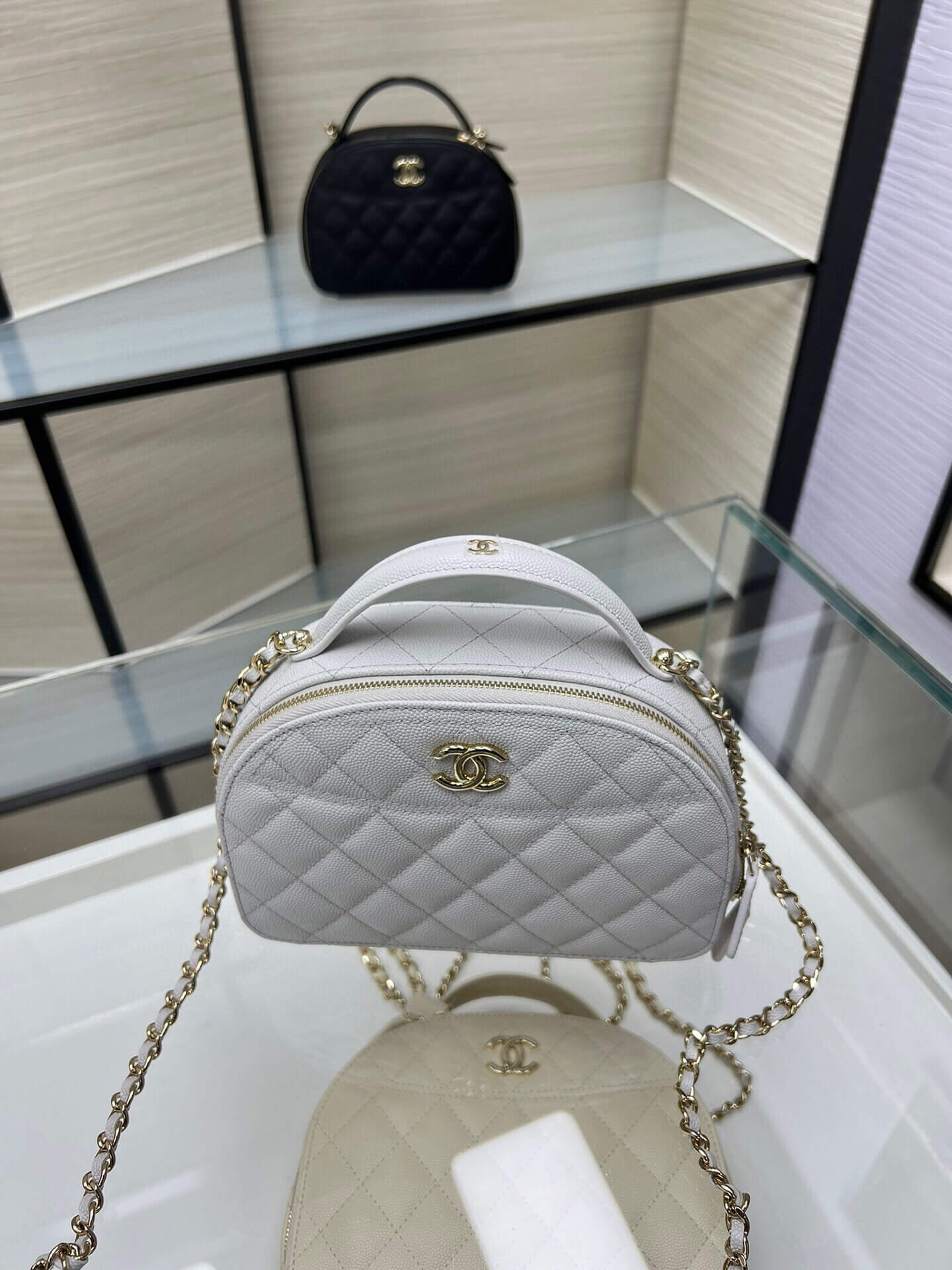 Chanel 25C Top Handle Chain Vanity Case Grained Calfskin Caviar Leather Shoulder Crossbody Handbag - Image 27