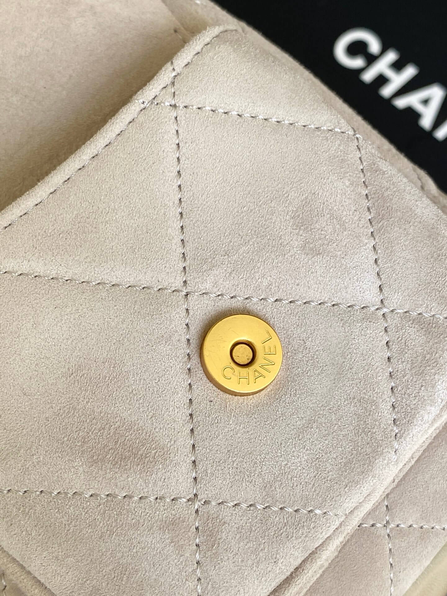 Chanel 25K Bowling Lambskin leather Shoulder Crossbody Bag - Image 70