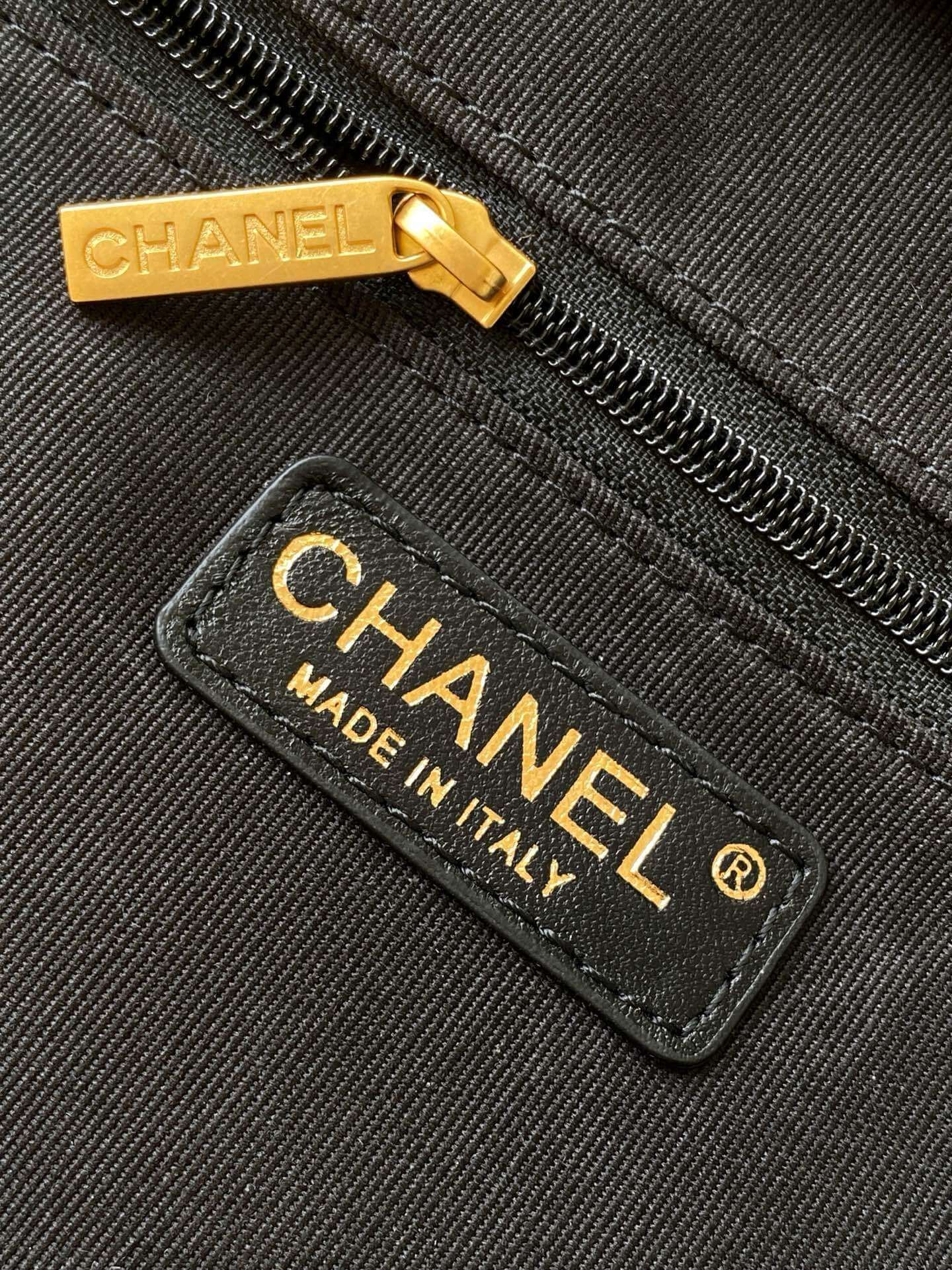 Chanel 25K Bowling Lambskin leather Shoulder Crossbody Bag - Image 13