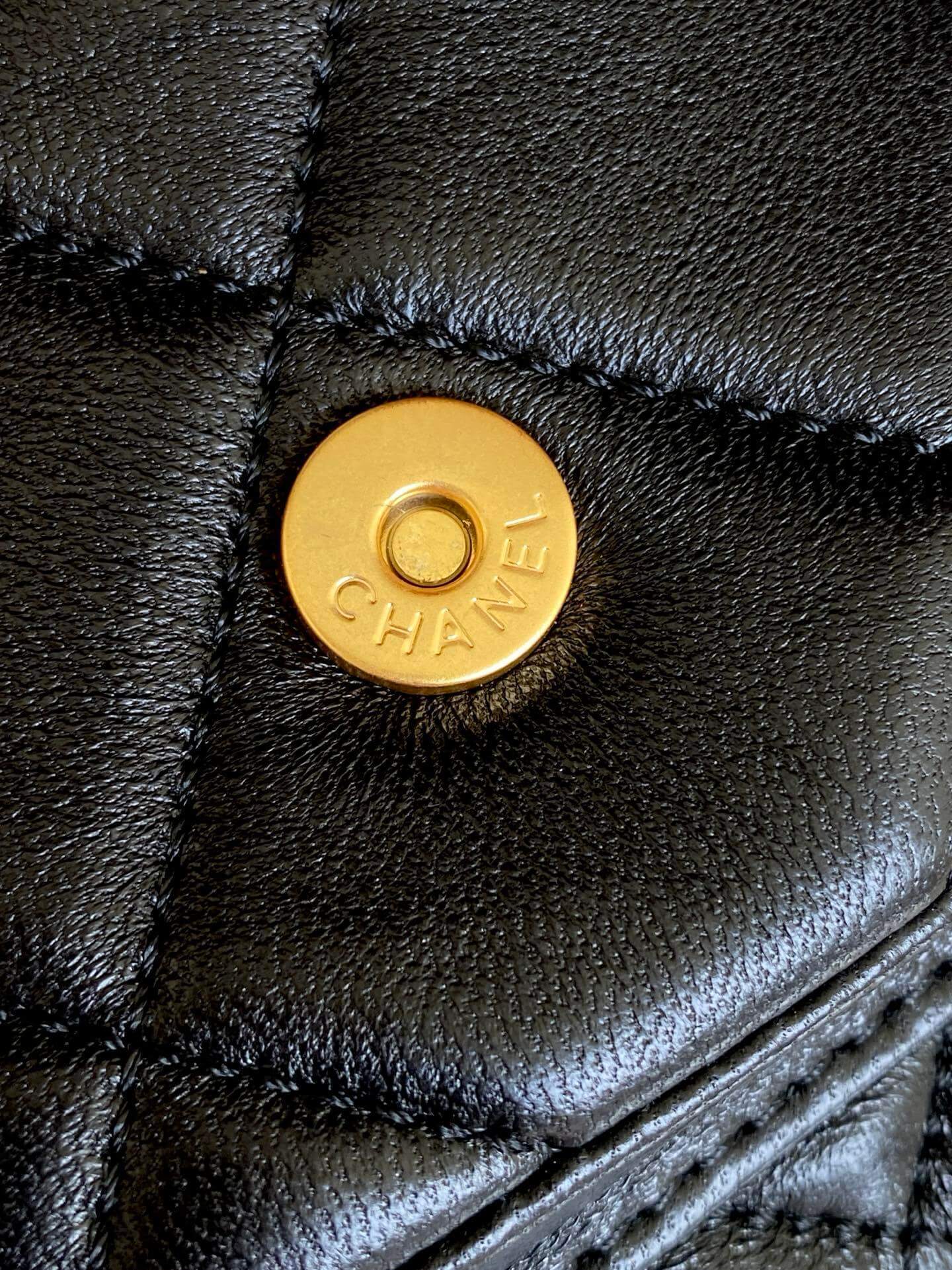 Chanel 25K Bowling Lambskin leather Shoulder Crossbody Bag - Image 16