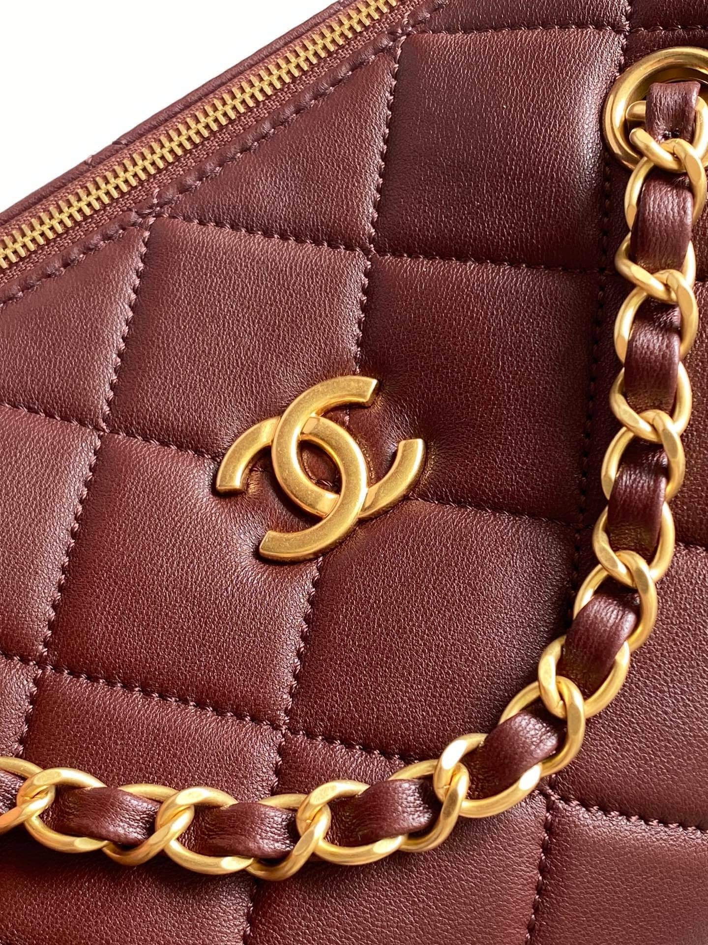 Chanel 25K Bowling Lambskin leather Shoulder Crossbody Bag - Image 32