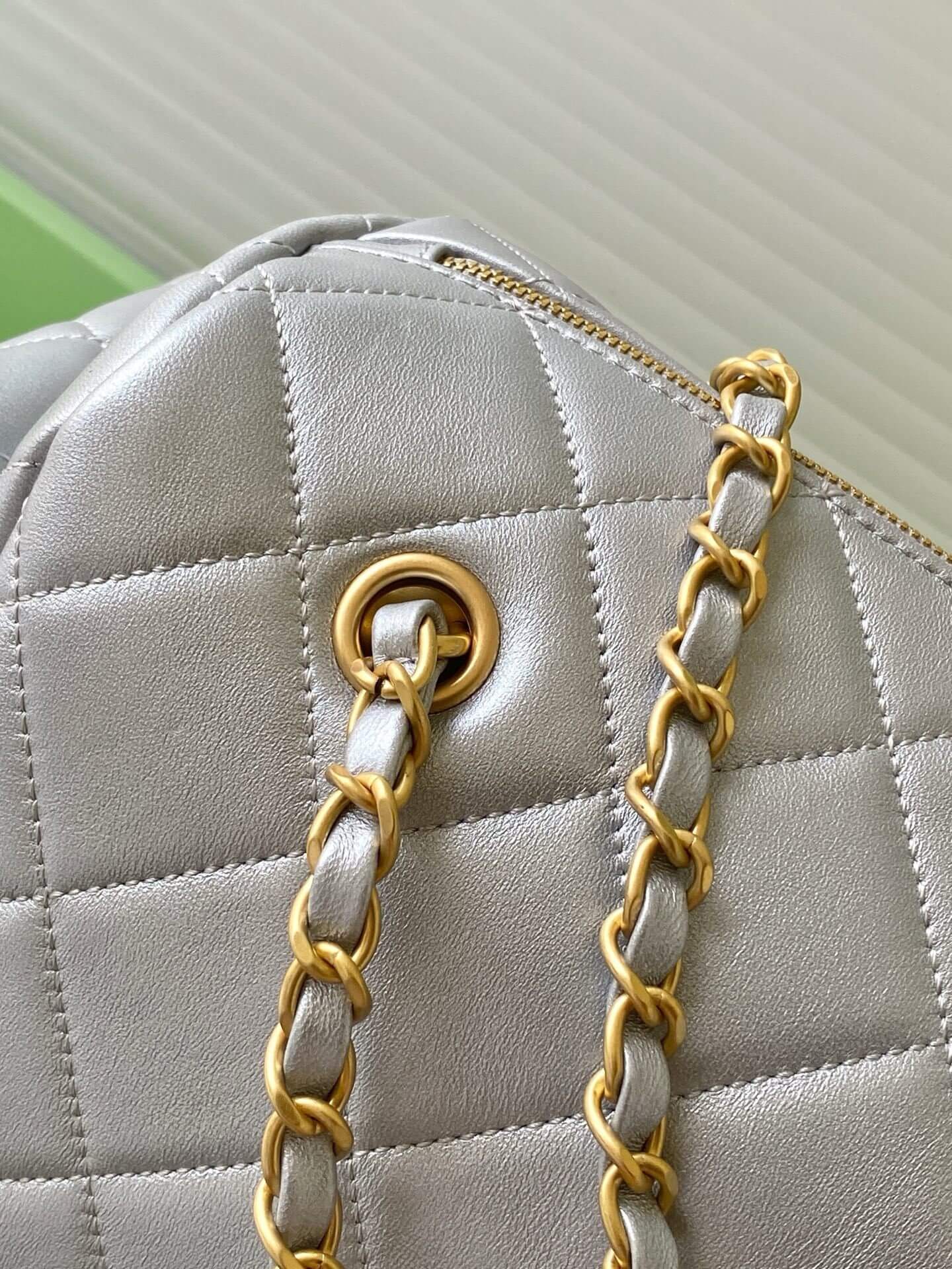 Chanel 25K Bowling Lambskin leather Shoulder Crossbody Bag - Image 52