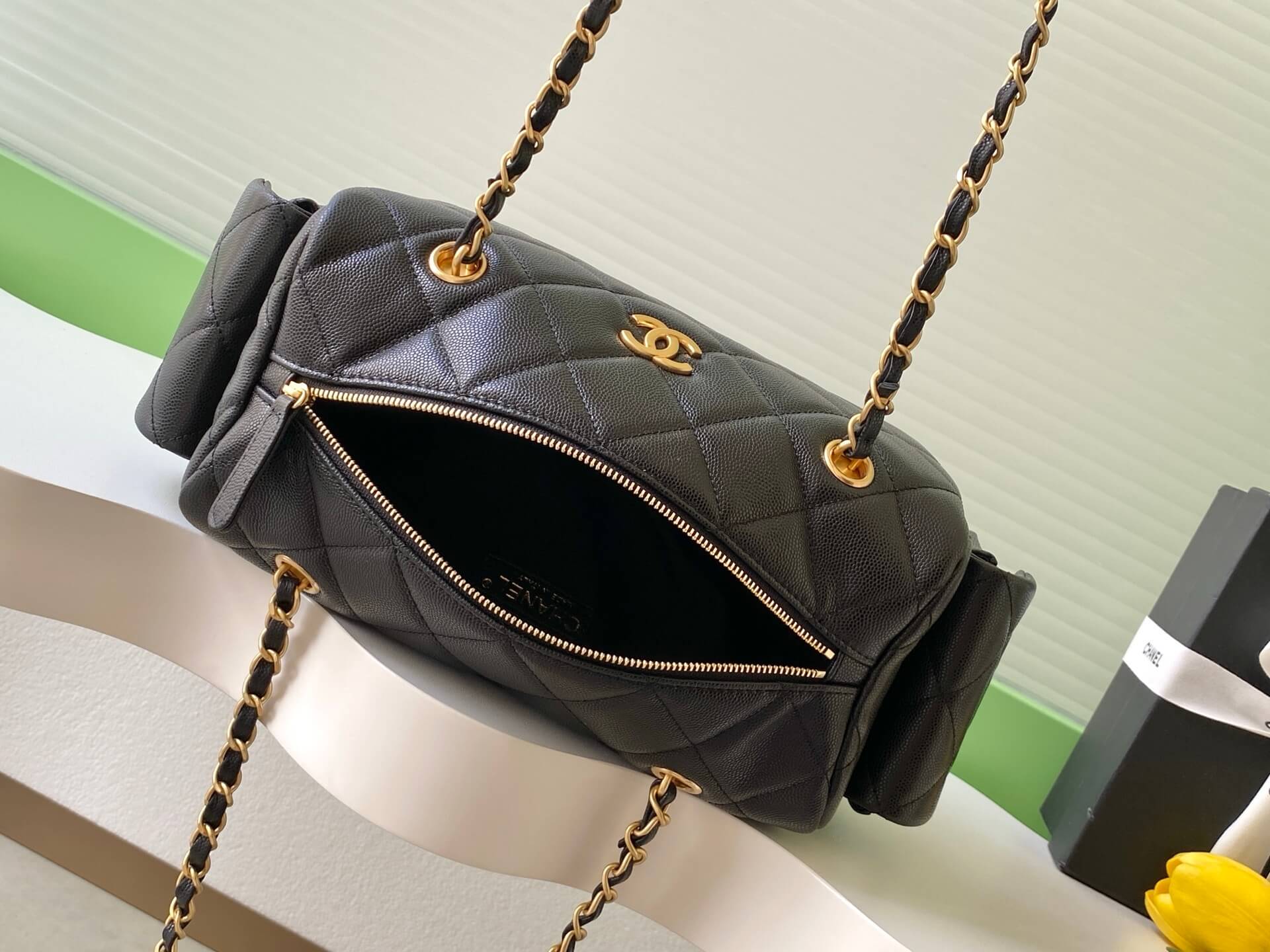 Chanel 25K Bowling Lambskin leather Shoulder Crossbody Bag - Image 3