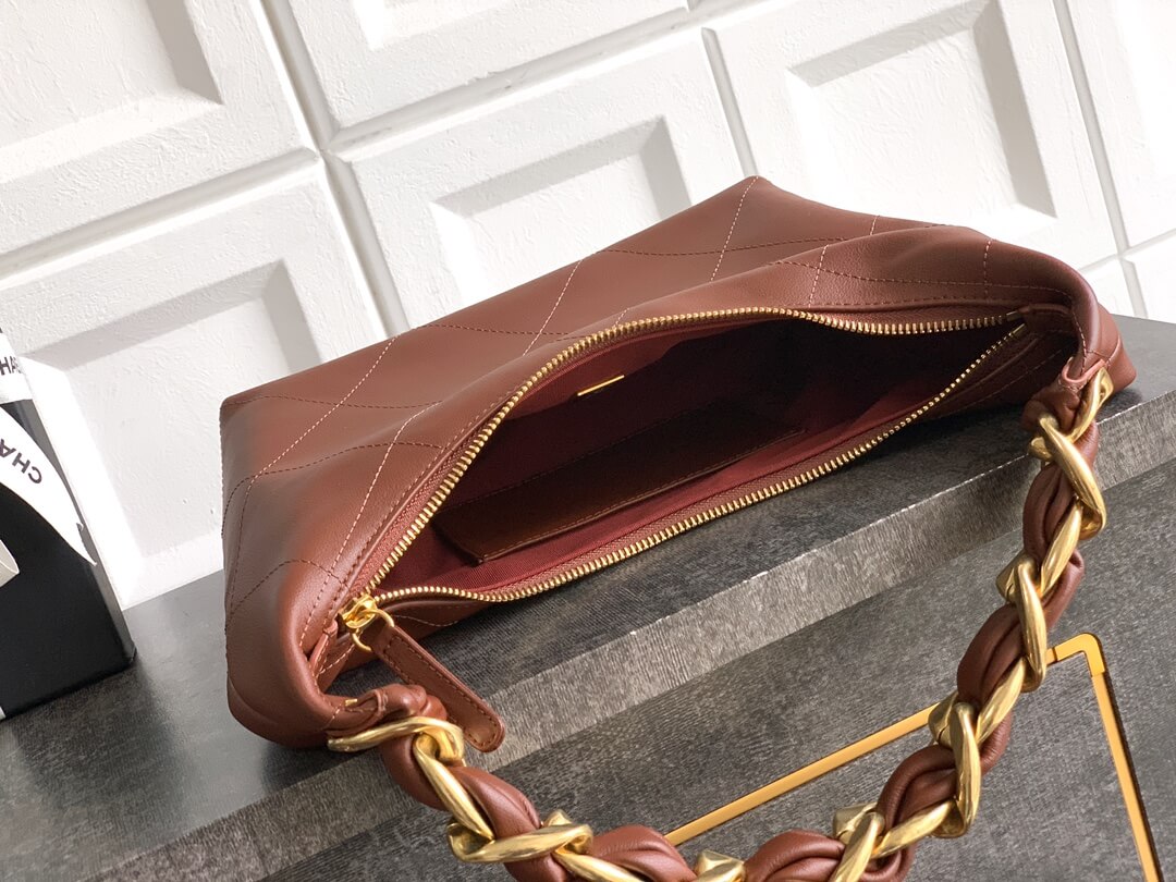 Chanel 25K Hobo Shiny Calfskin & Gold-Tone Metal Shoulder Bag - Image 29