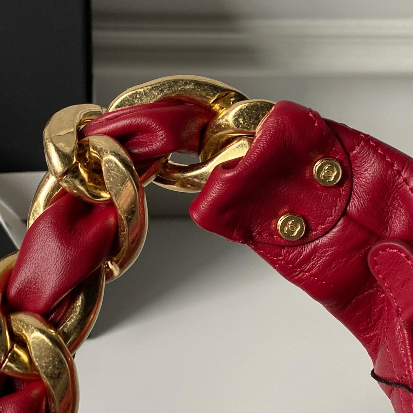 Chanel 25K Hobo Shiny Calfskin & Gold-Tone Metal Shoulder Bag - Image 25