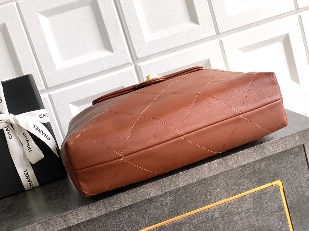 Chanel 25K Medium - Large - Maxi Hobo Shiny Calfskin & Gold-Tone Metal Shoulder Bag Black - Image 71