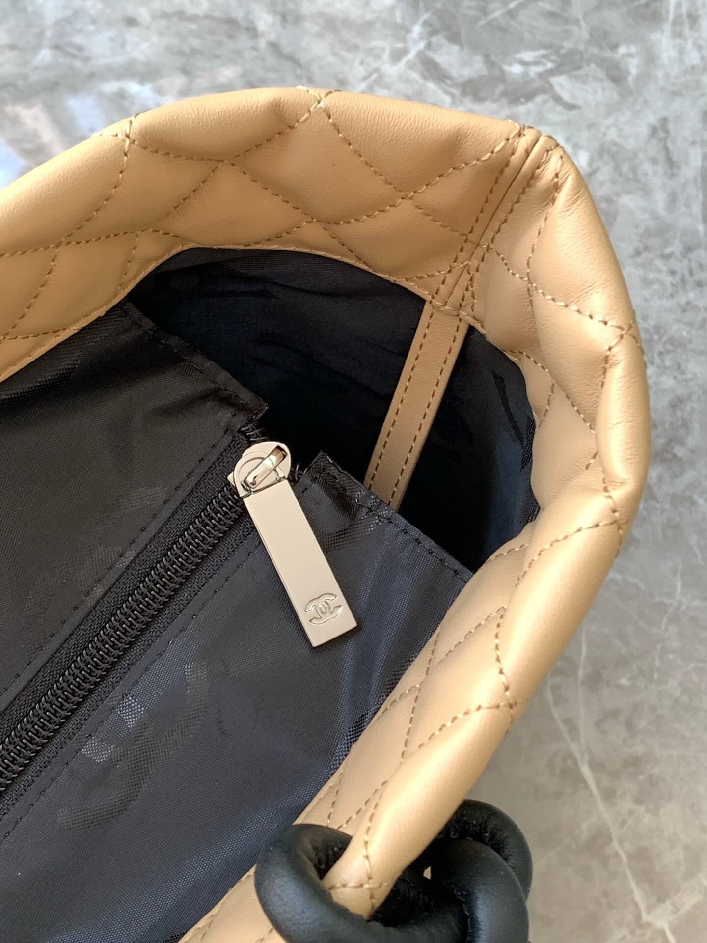 Chanel Cambon Ligne Crafted Soft Calfskin leather Tote Shoulder Handbag - Image 92