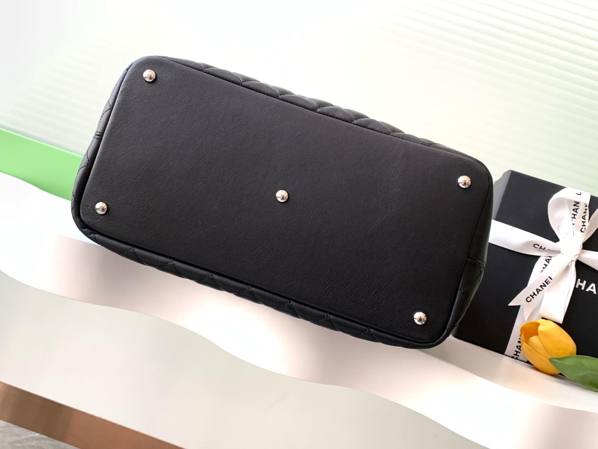 Chanel Cambon Ligne Crafted Soft Calfskin leather Tote Shoulder Handbag - Image 9