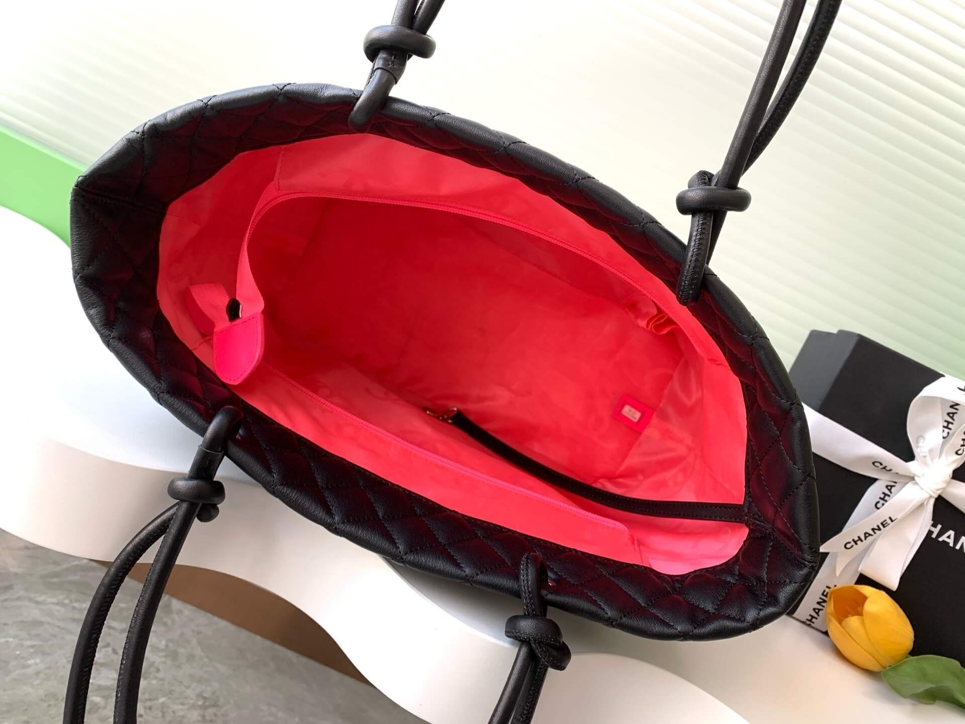 Chanel Cambon Ligne Crafted Soft Calfskin leather Tote Shoulder Handbag - Image 39