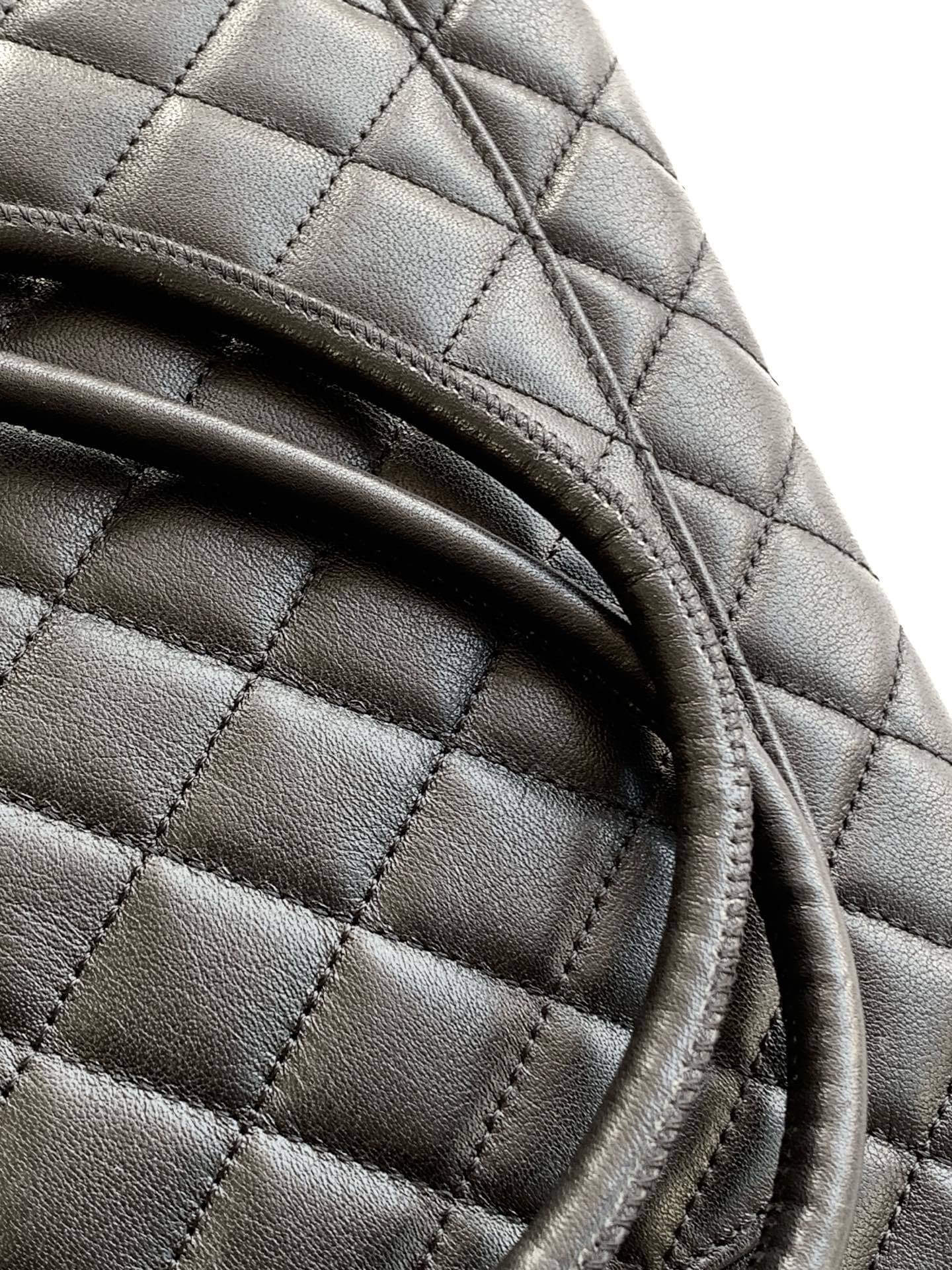 Chanel Cambon Ligne Crafted Soft Calfskin leather Tote Shoulder Handbag - Image 43