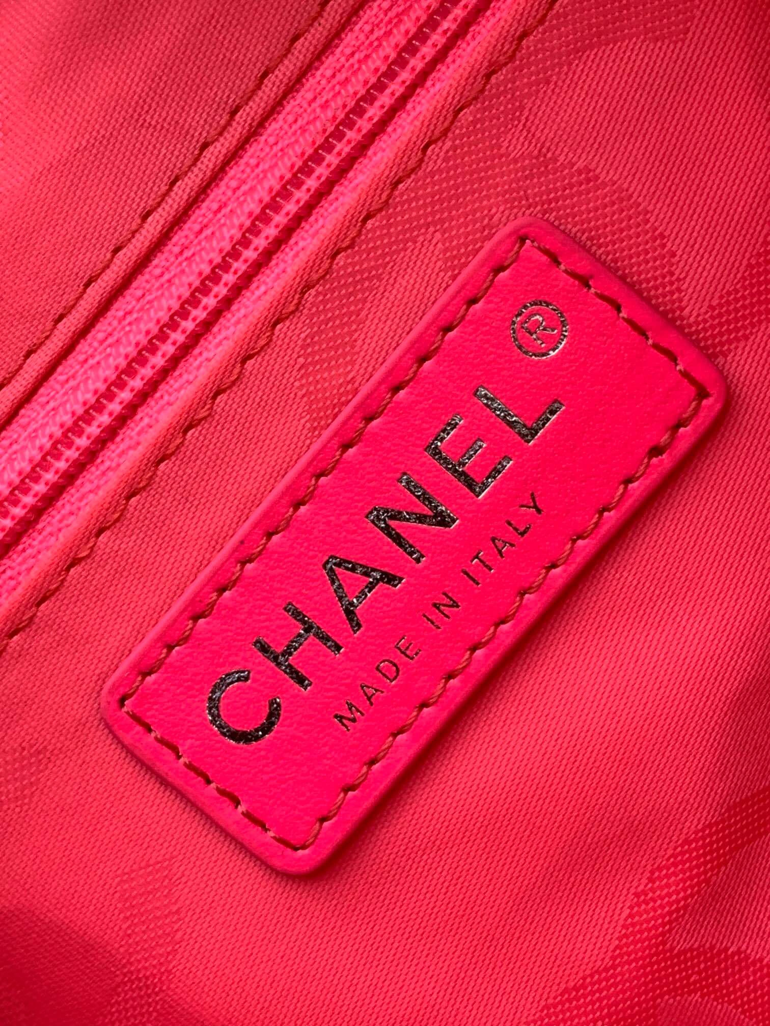 Chanel Cambon Ligne Small Pochette Lambskin Leather Shoulder Handbag - Image 32