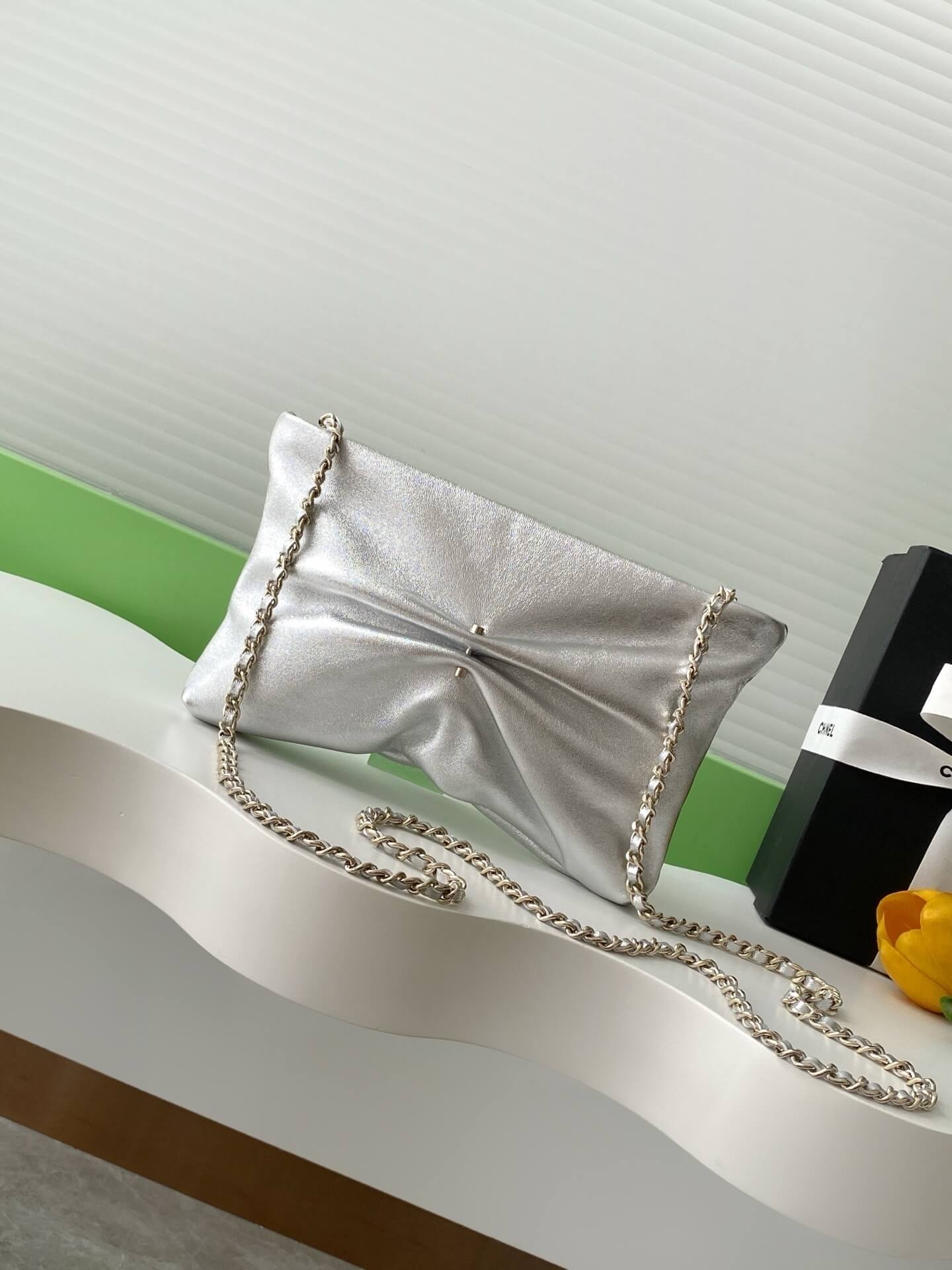 Chanel Clutch with Chain Shiny lambskin leather Shoulder Crossbody Bag - Image 11