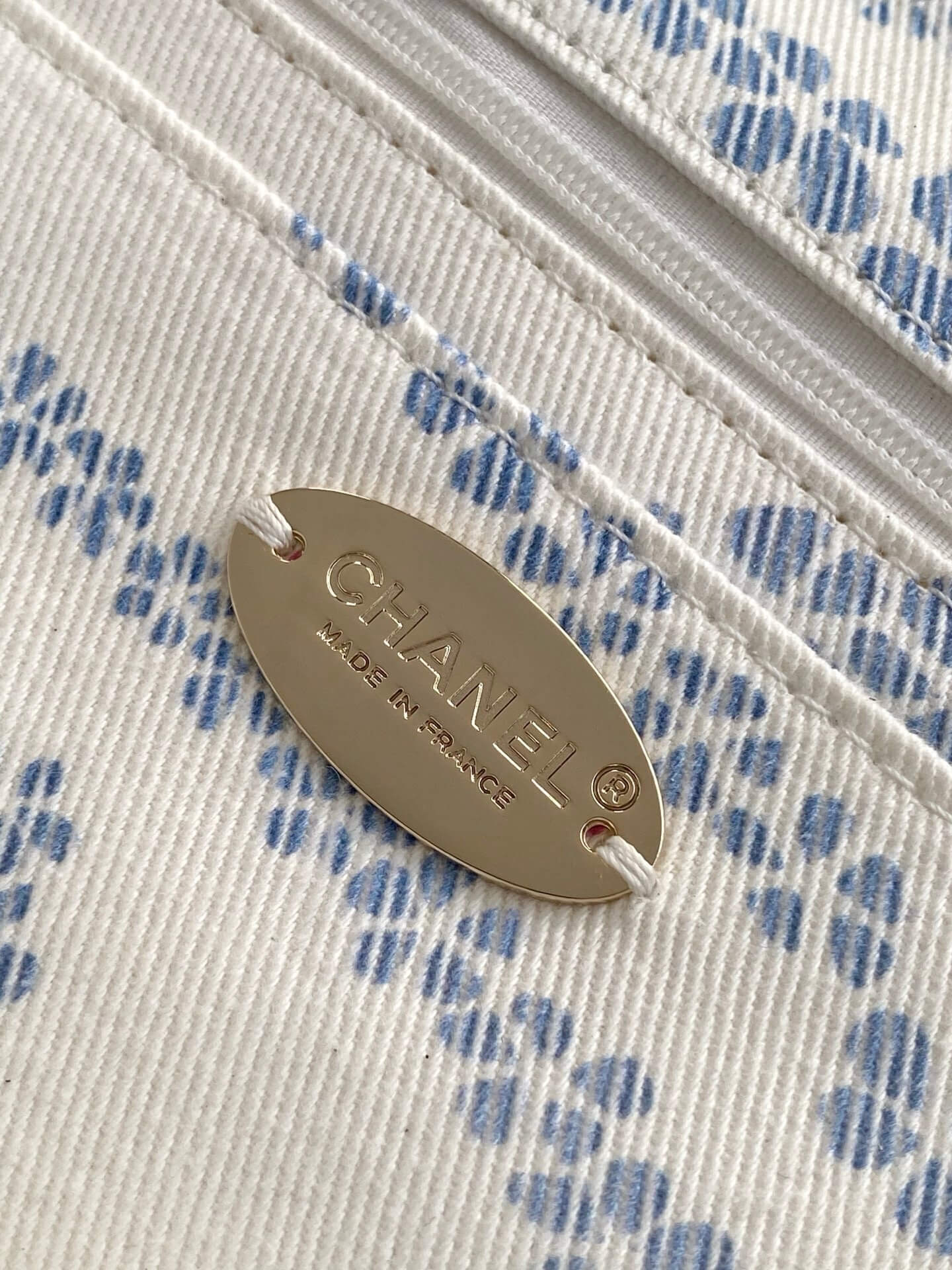 Chanel Coco Beach Flab Shoulder Bag Printed Denim and & Gold-Tone Metal Hardware - Image 14