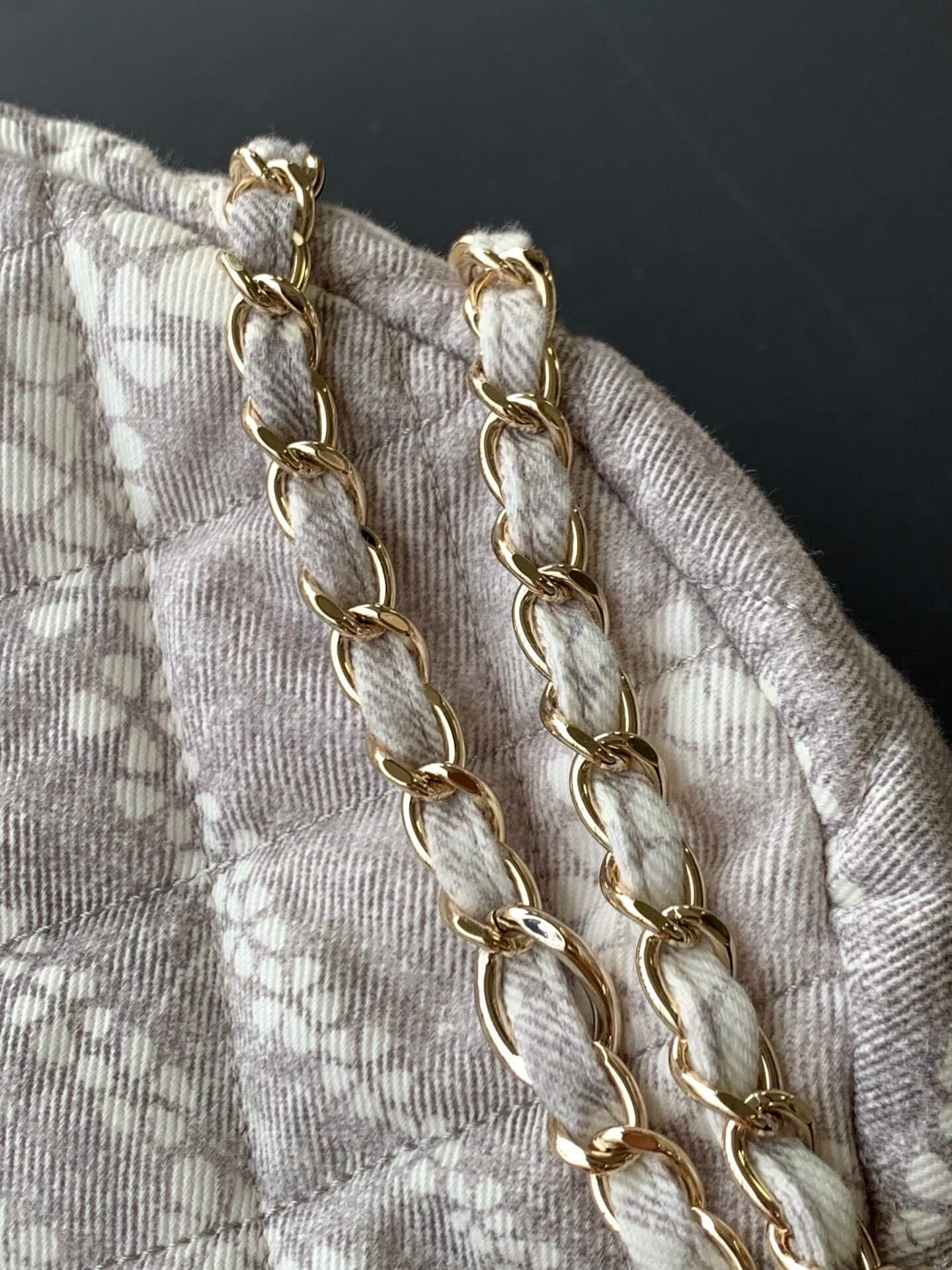 Chanel Coco Beach Hobo Shoulder Crossbody Bag Printed Denim & Gold-Tone Metal Hardware - Image 24