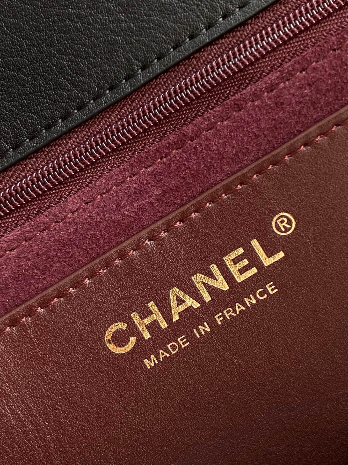 Chanel Flap Bag with Top Handle Lambskin Leather Shoulder Crossbody Handbag - Image 4