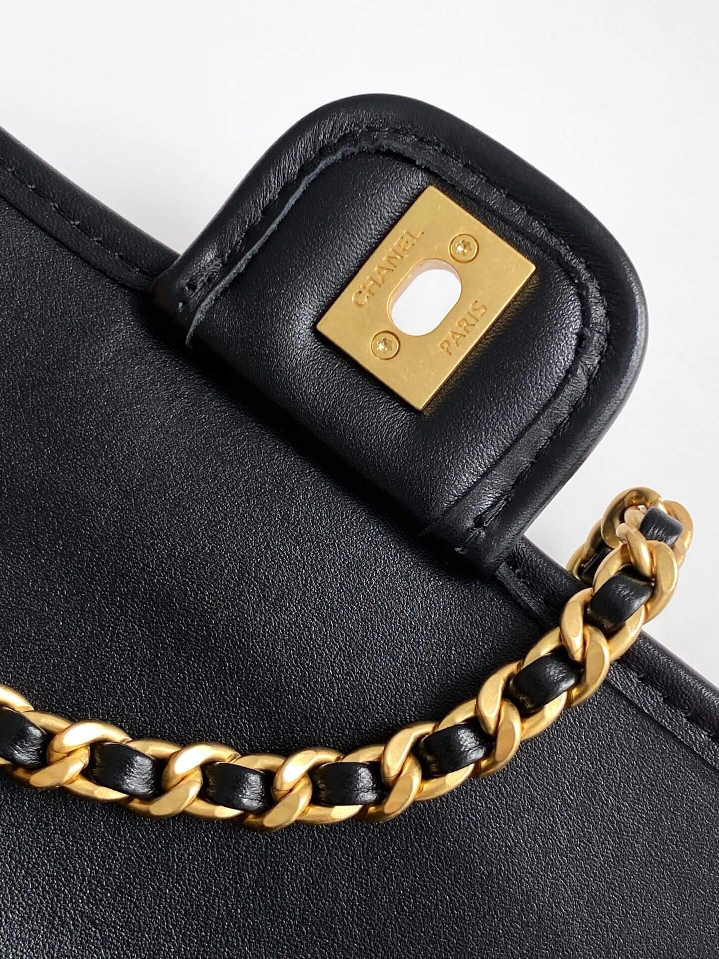 Chanel Flap Chain strap Calfskin Leather Shoulder Bag - Image 5