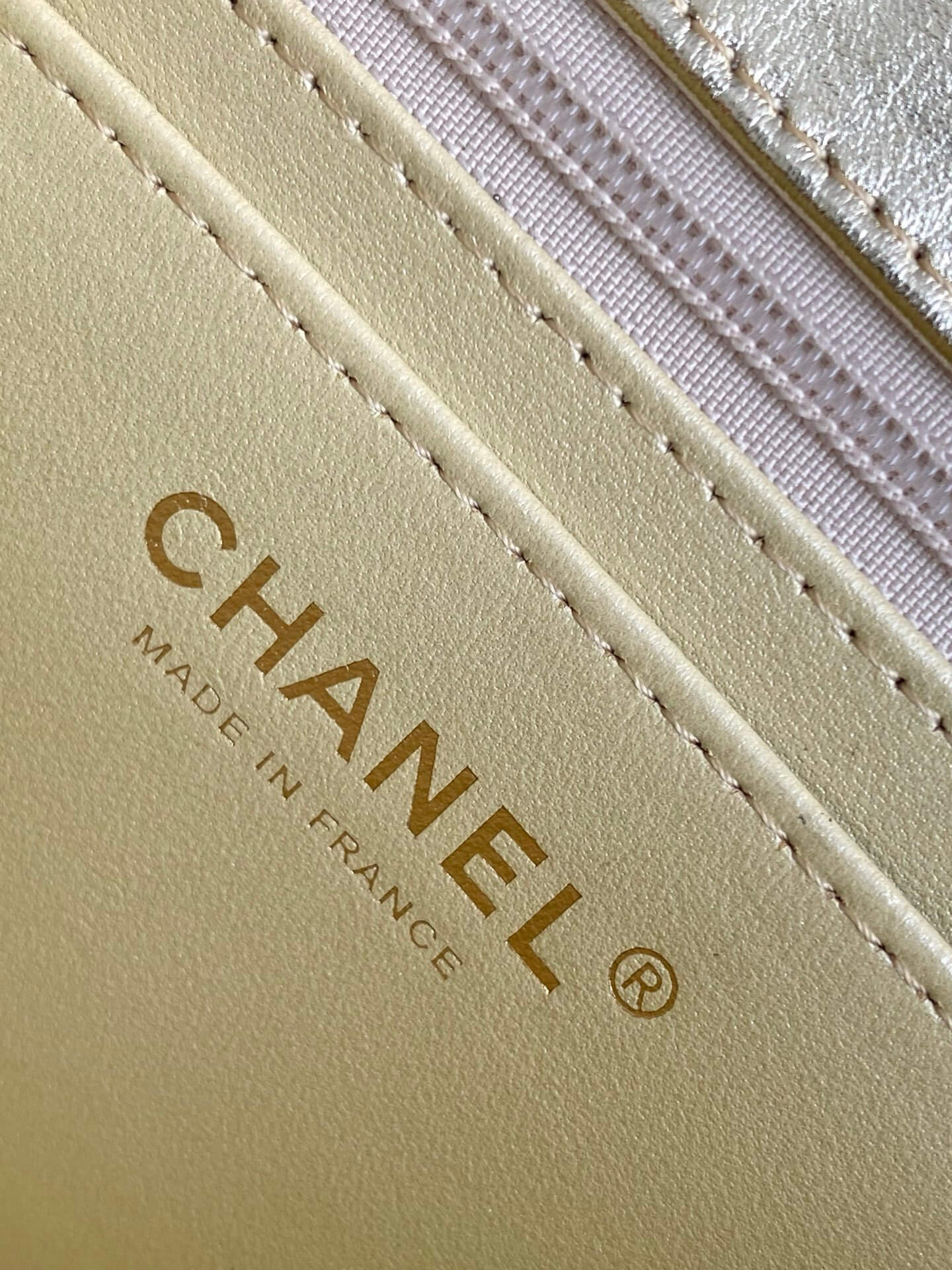 Chanel Flap Chain strap Calfskin Leather Shoulder Bag - Image 40