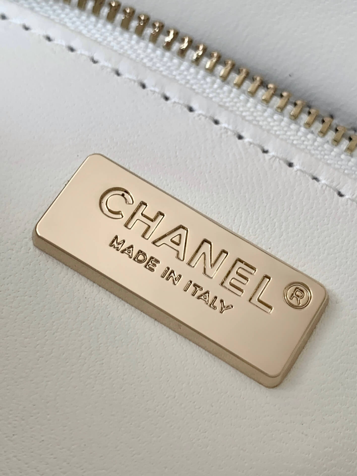 Chanel Flap Quilted Sequins & Gold-Tone Metal Shoulder Crossbody Bag - Image 5