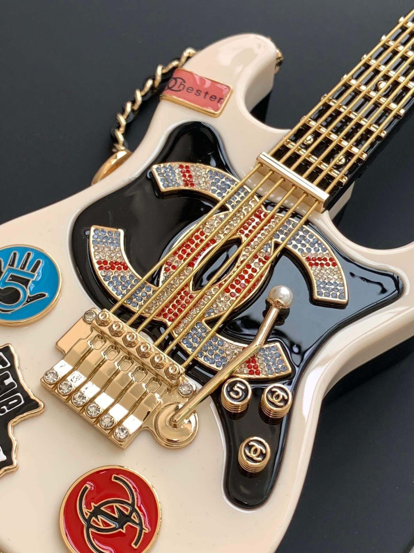 Chanel Guitar Minaudiere Shoulder Crossbody Bag Black/White/Gold - Image 5