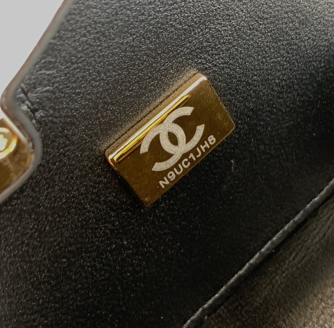 Chanel Guitar Minaudiere Shoulder Crossbody Bag Black/White/Gold - Image 7