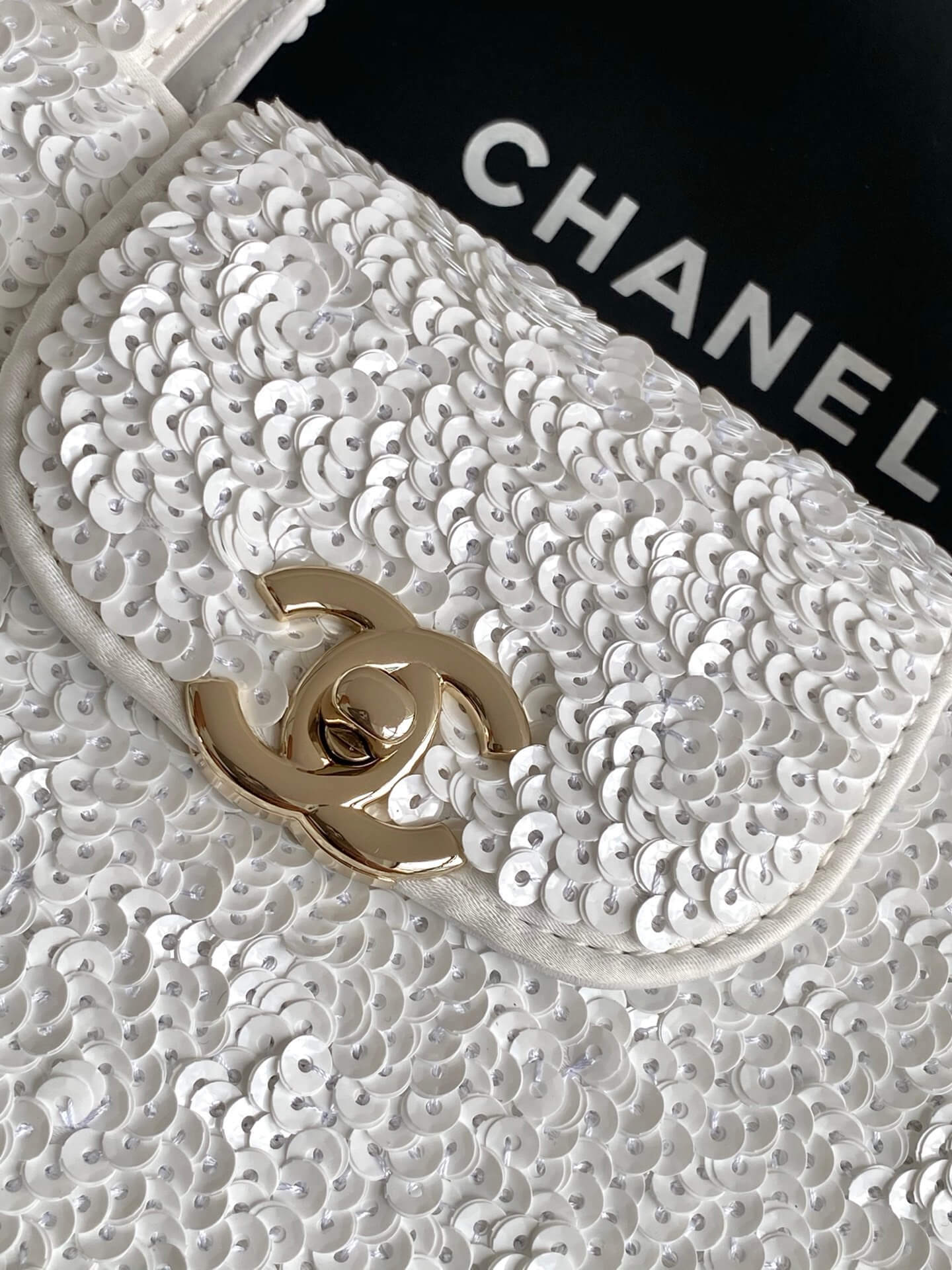 Chanel Kelly Mini Flap Top Handle With Chain uilted and shimmering sequins Shoulder Crossbody Handbag - Image 5
