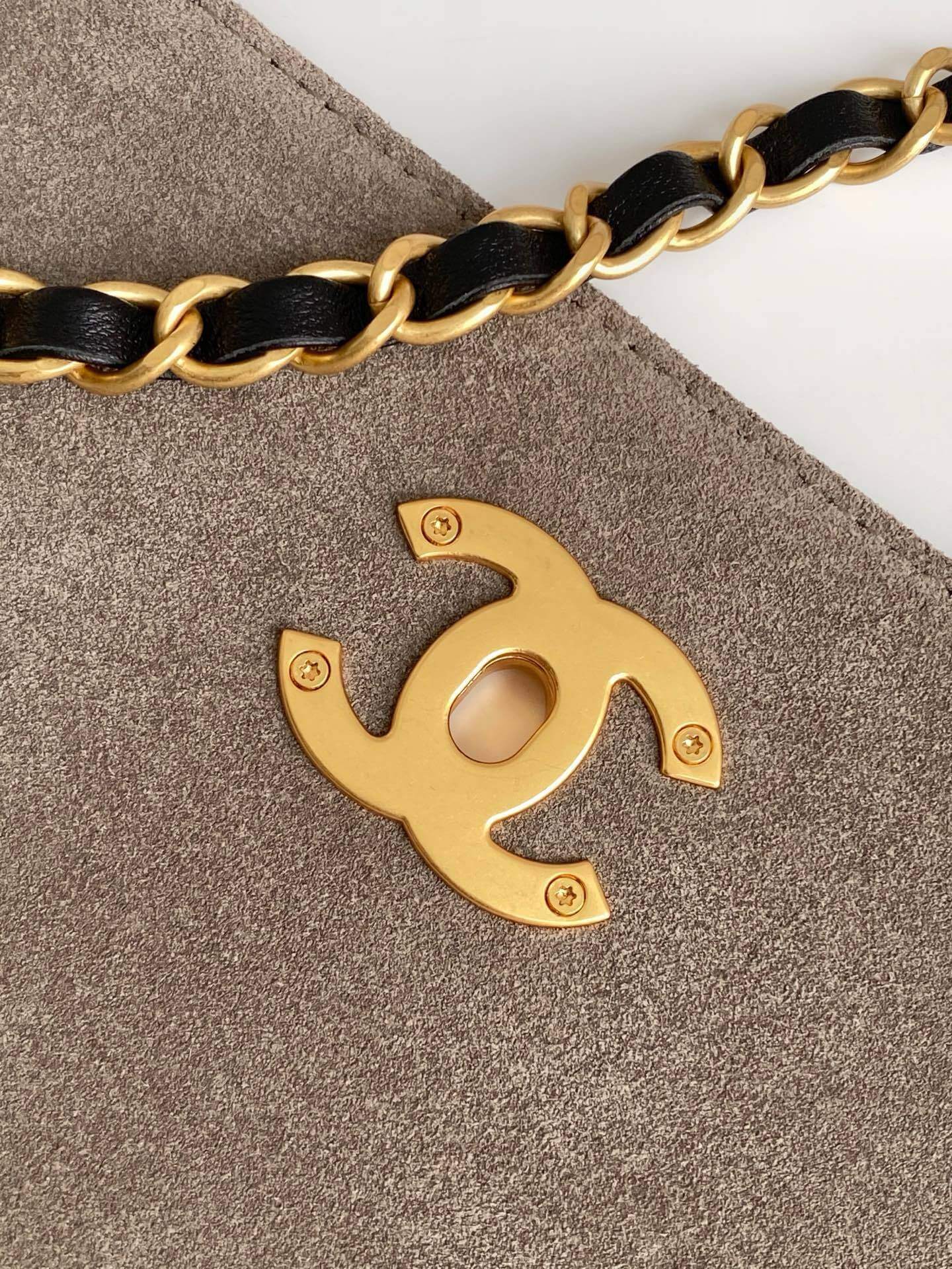 Chanel 22 Washed denim Chanel Large Flap Bag With Top Handle Suede Calfskin & Shiny Lambskin Leather Shoulder Crossbody HandbagBackpack Bag Blue (Copy) - Image 5