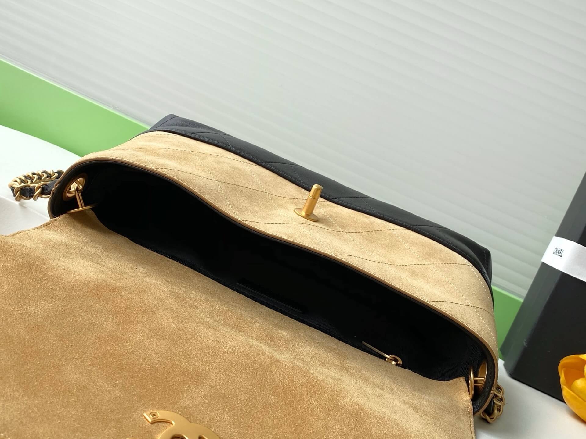 Chanel 22 Washed denim Chanel Large Flap Bag With Top Handle Suede Calfskin & Shiny Lambskin Leather Shoulder Crossbody HandbagBackpack Bag Blue (Copy) - Image 12