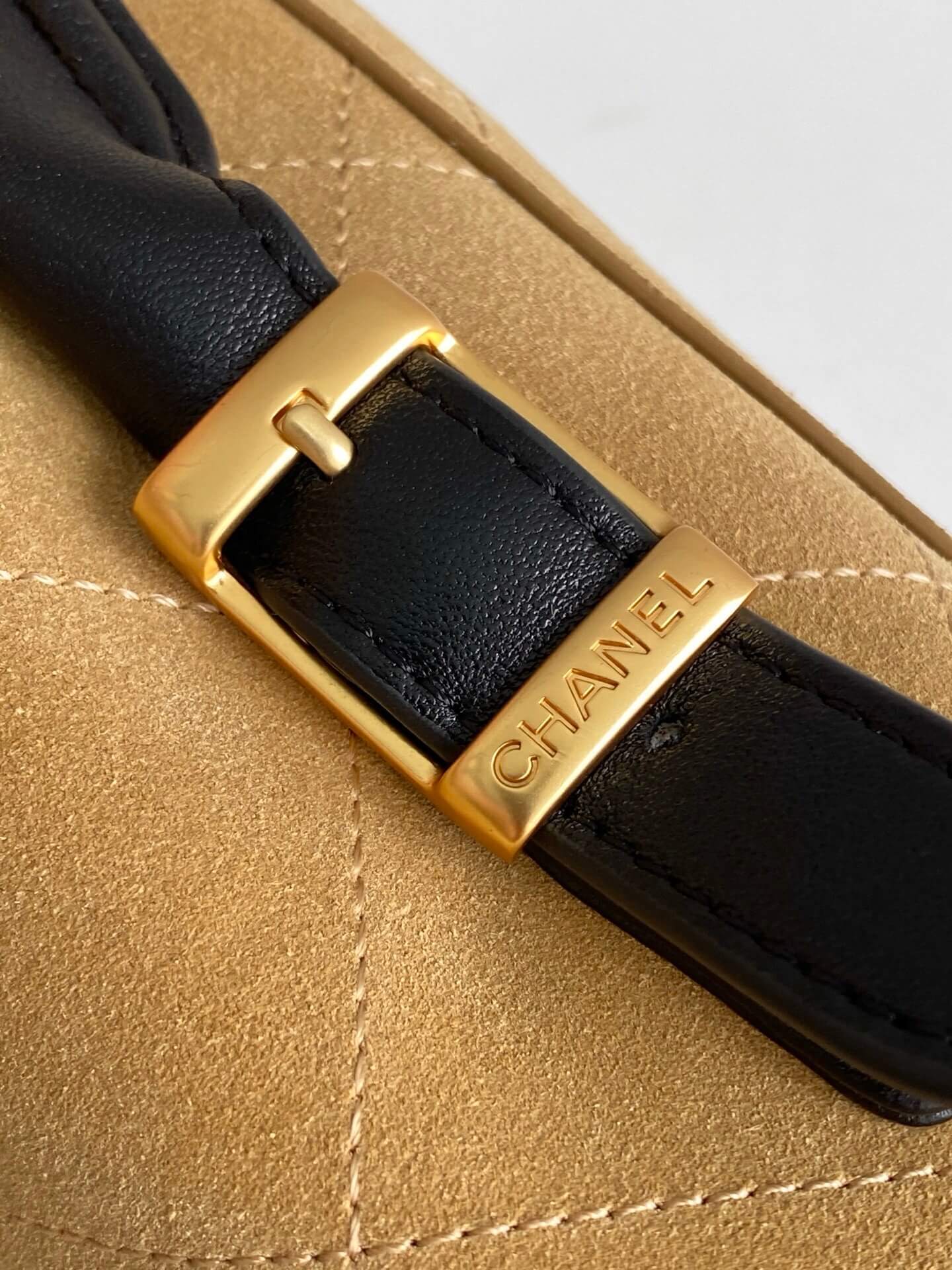 Chanel 22 Washed denim Chanel Large Flap Bag With Top Handle Suede Calfskin & Shiny Lambskin Leather Shoulder Crossbody HandbagBackpack Bag Blue (Copy) - Image 16