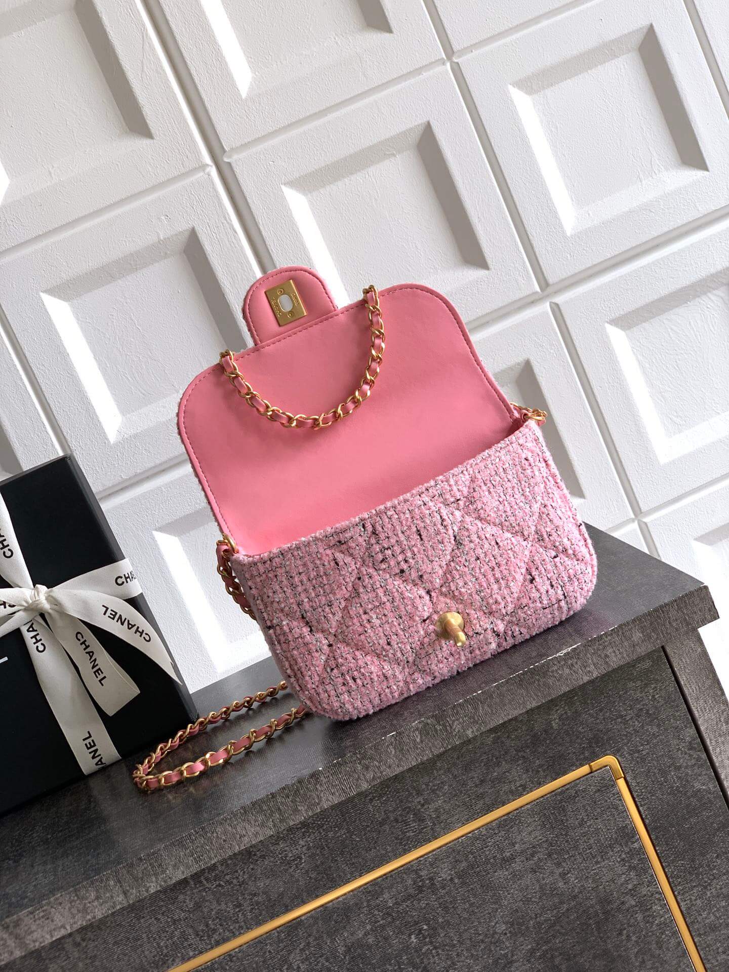 Chanel Mini Flap Shoulder Crossbody Bag with Top Handle Tweed & Gold-Tone Metal Pink, Black & White - Image 3