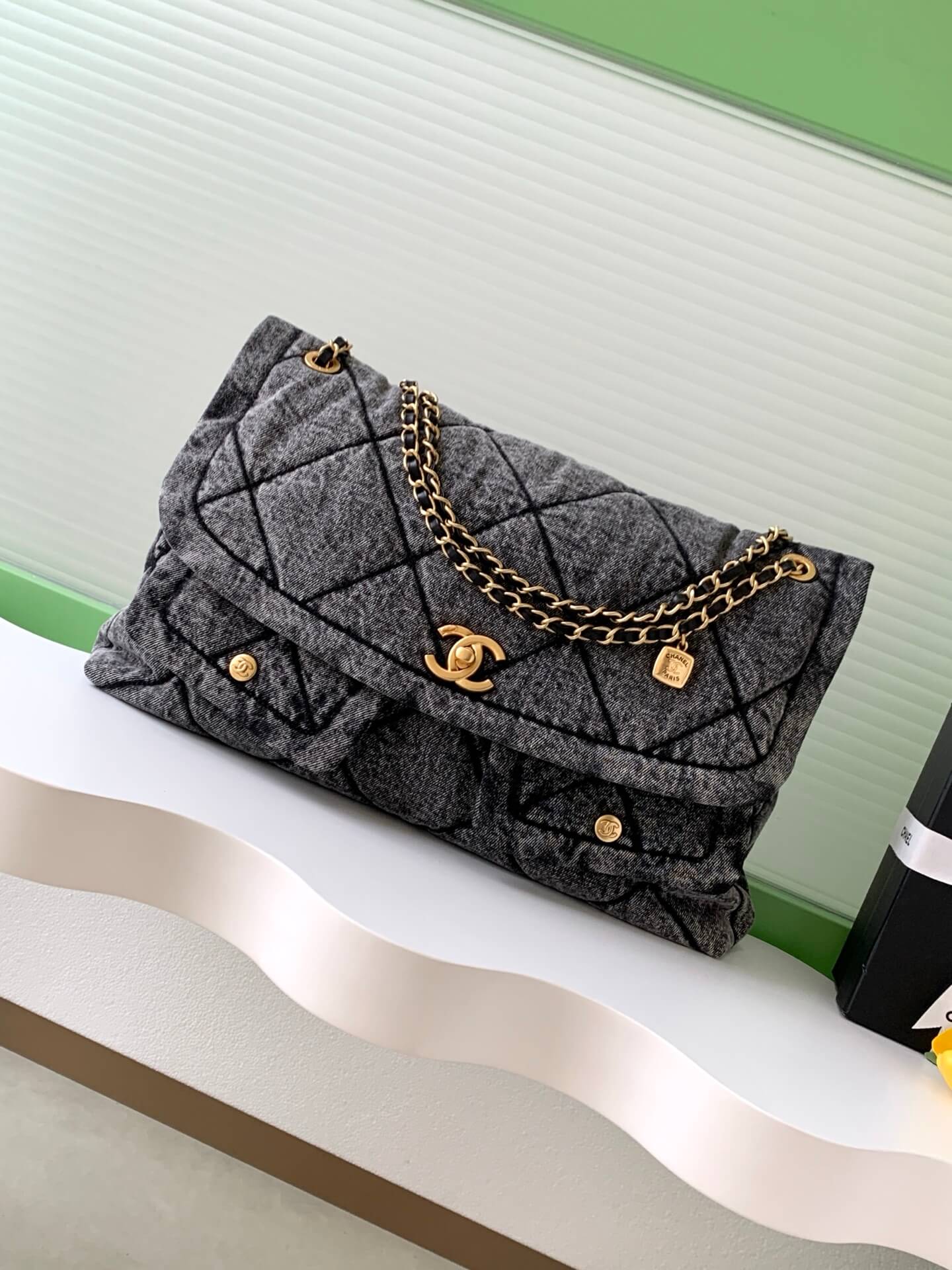 Chanel Maxi Flapbag Washed Denim & Gold-Tone Metal Shoulder Bag Blue - Black