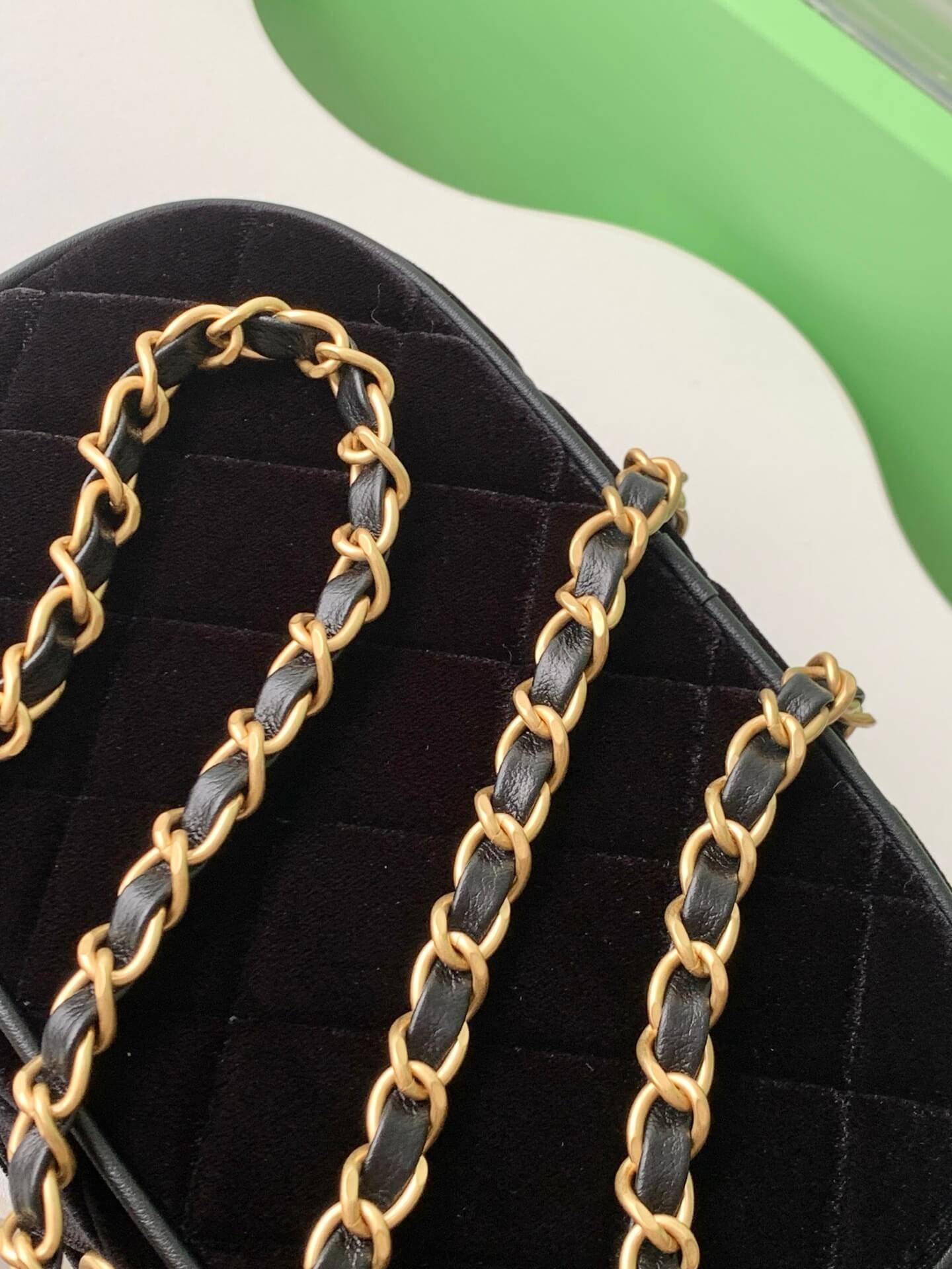 Chanel Mini Bowling quilted Velvet Calfskin Leather Shoulder Crossbody Handbag - Image 33