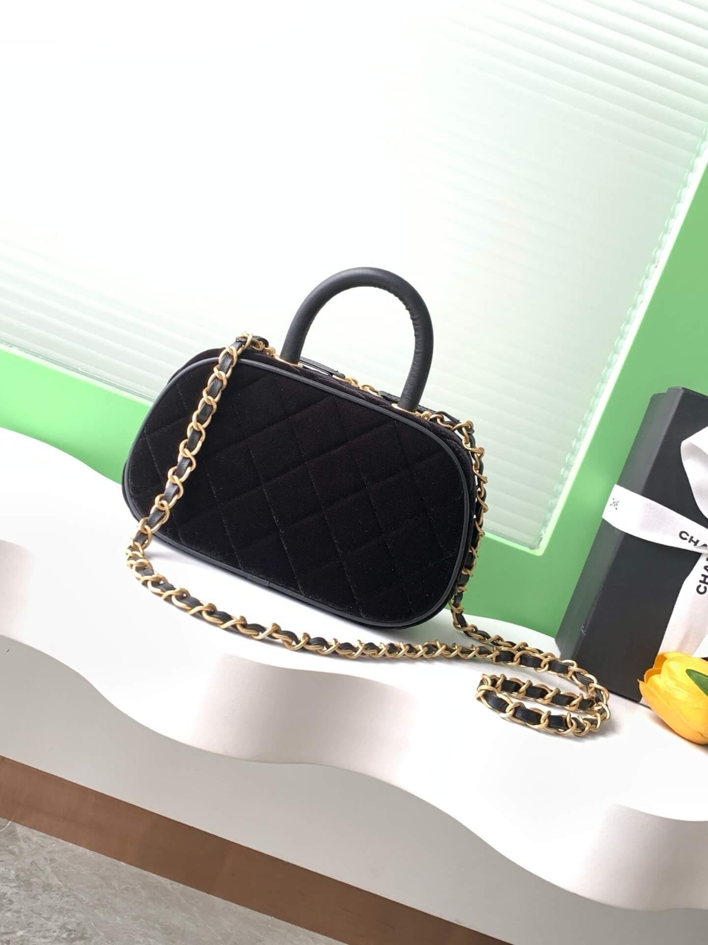 Chanel Mini Bowling quilted Velvet Calfskin Leather Shoulder Crossbody Handbag - Image 29