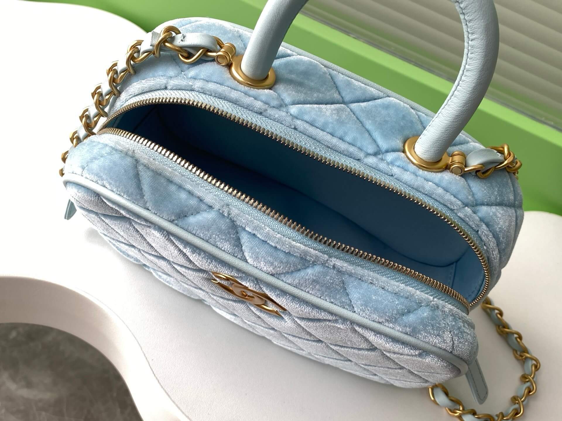 Chanel Mini Bowling quilted Velvet Calfskin Leather Shoulder Crossbody Handbag - Image 3