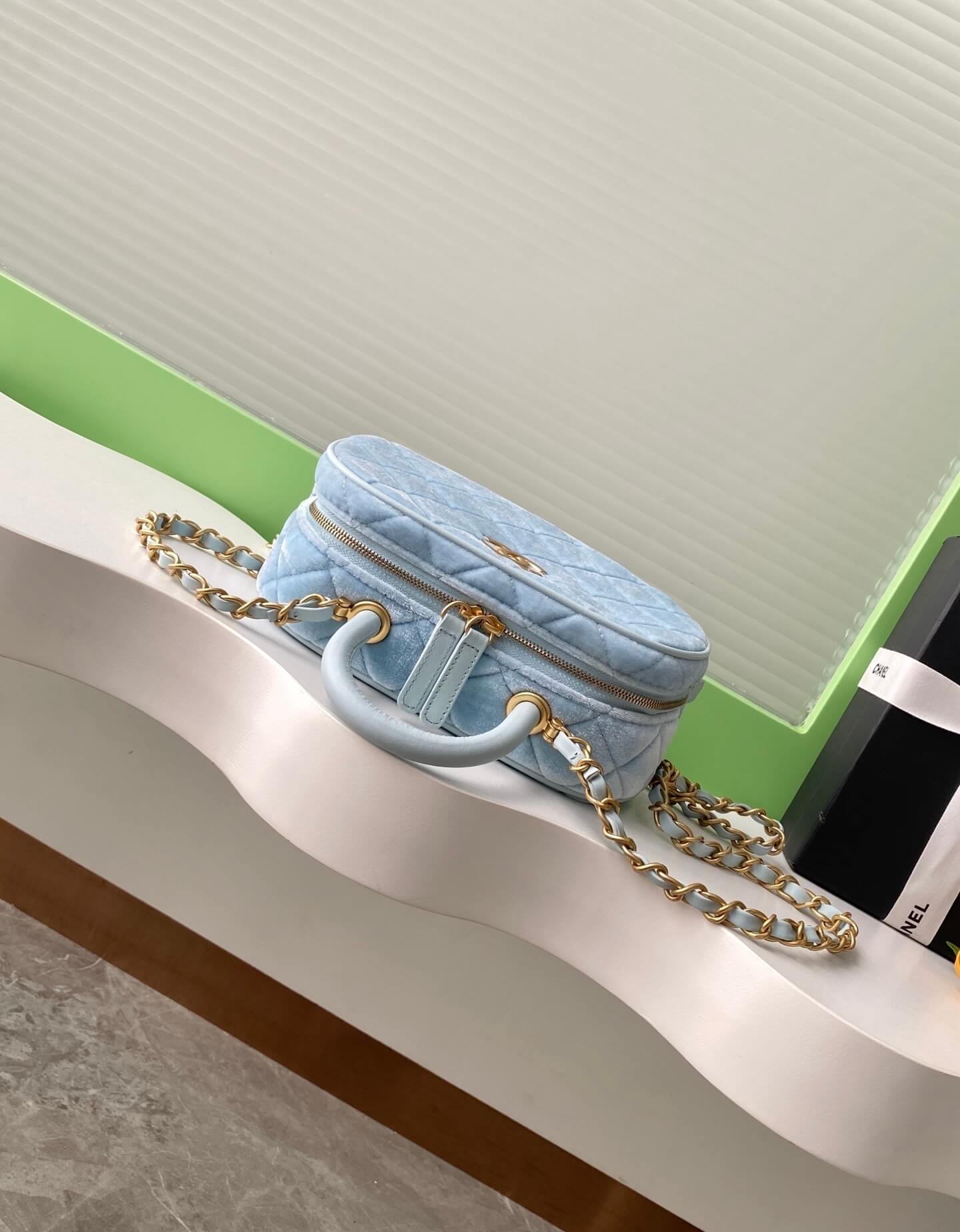 Chanel Mini Bowling quilted Velvet Calfskin Leather Shoulder Crossbody Handbag - Image 8