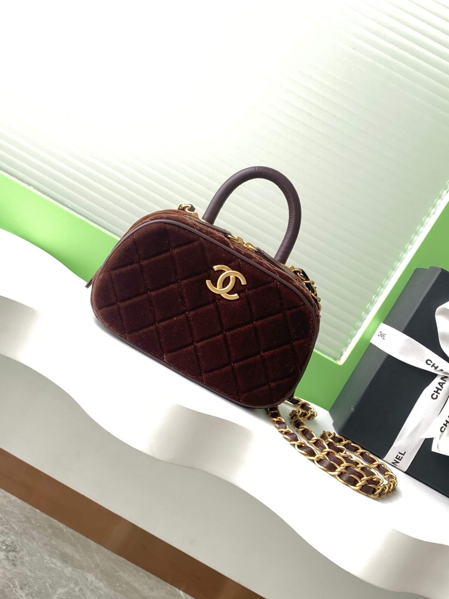 Chanel Mini Bowling quilted Velvet Calfskin Leather Shoulder Crossbody Handbag - Image 19