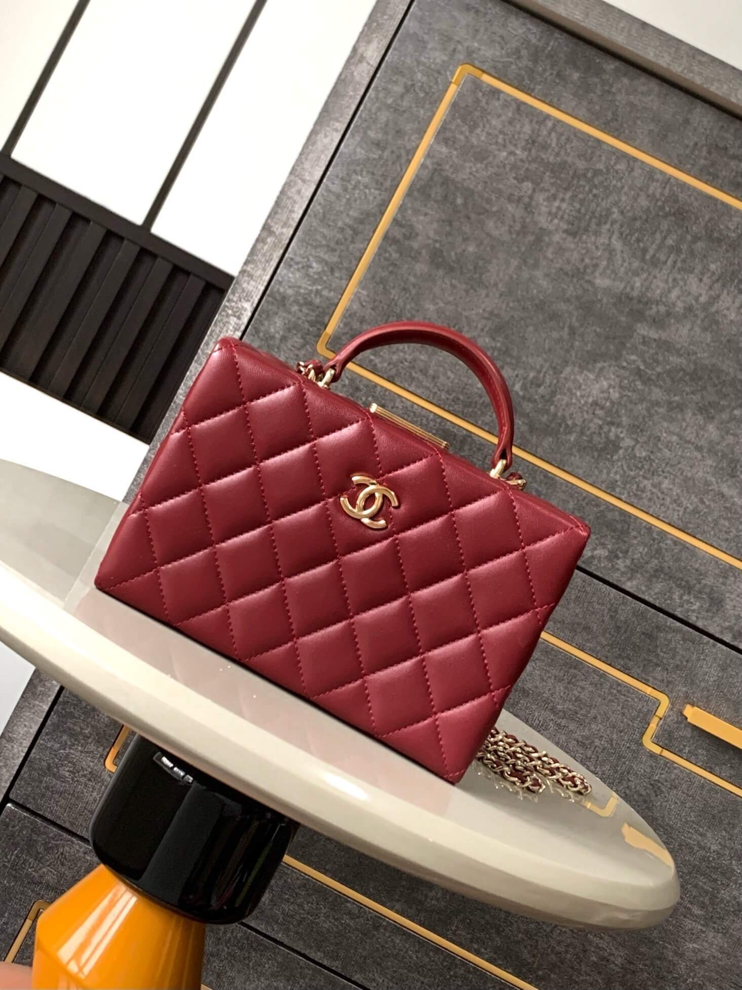 Chanel Mini - Small Flap Bag with a Top Handle Quilted Lambskin Leather Shoulder Crossbody Handbag - Image 37