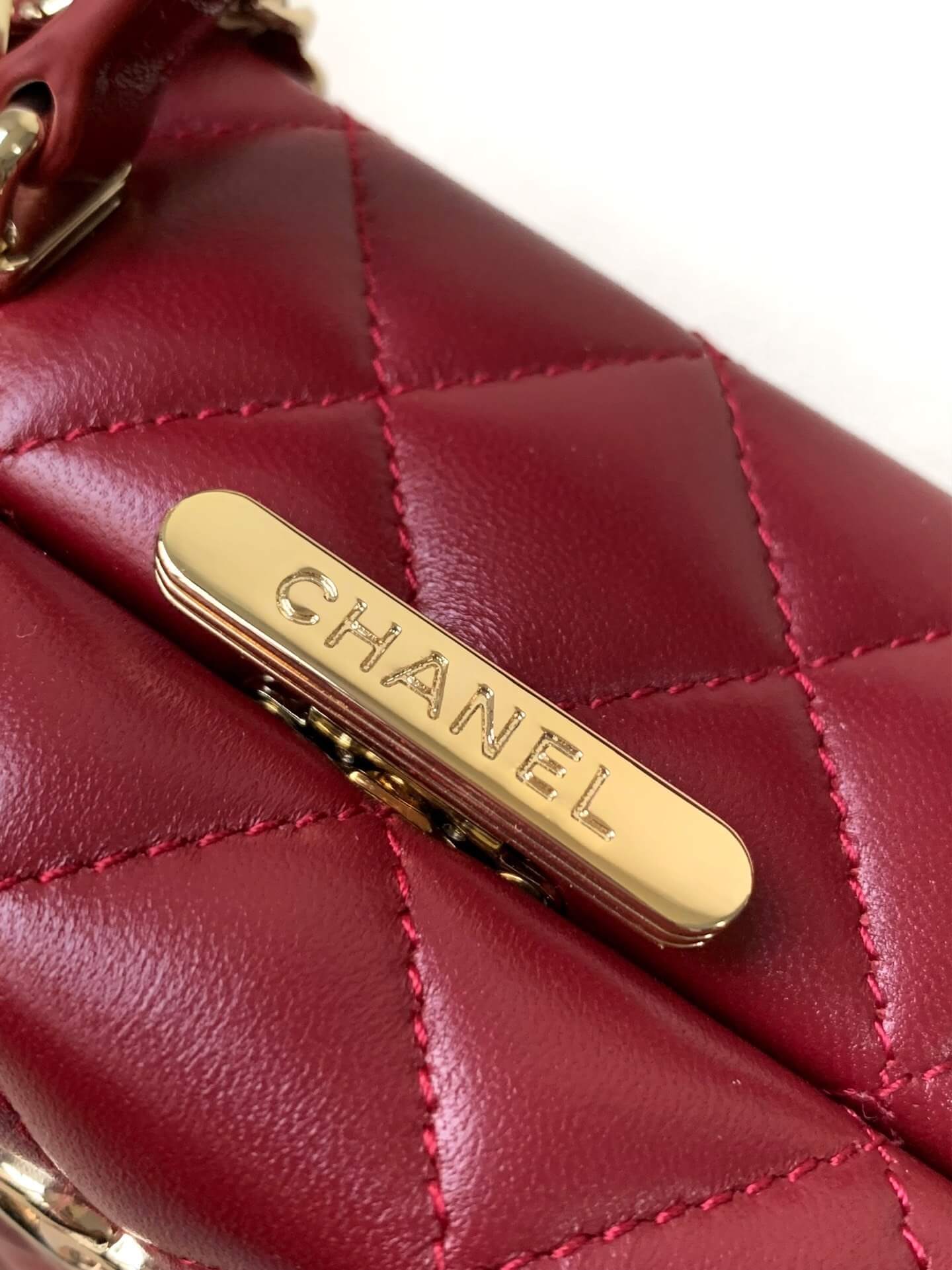 Chanel Mini - Small Flap Bag with a Top Handle Quilted Lambskin Leather Shoulder Crossbody Handbag - Image 42