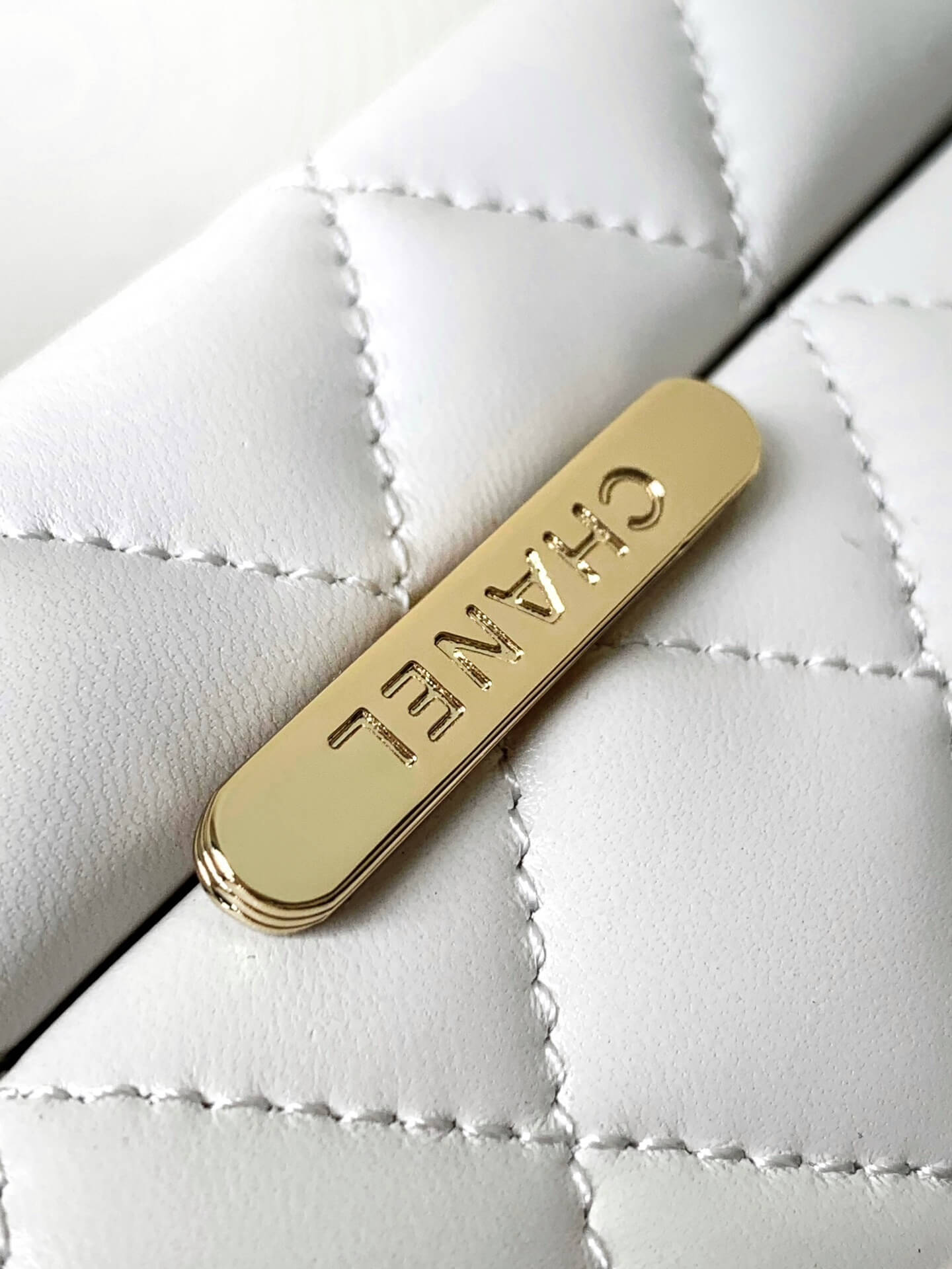 Chanel Mini - Small Flap Bag with a Top Handle Quilted Lambskin Leather Shoulder Crossbody Handbag - Image 23