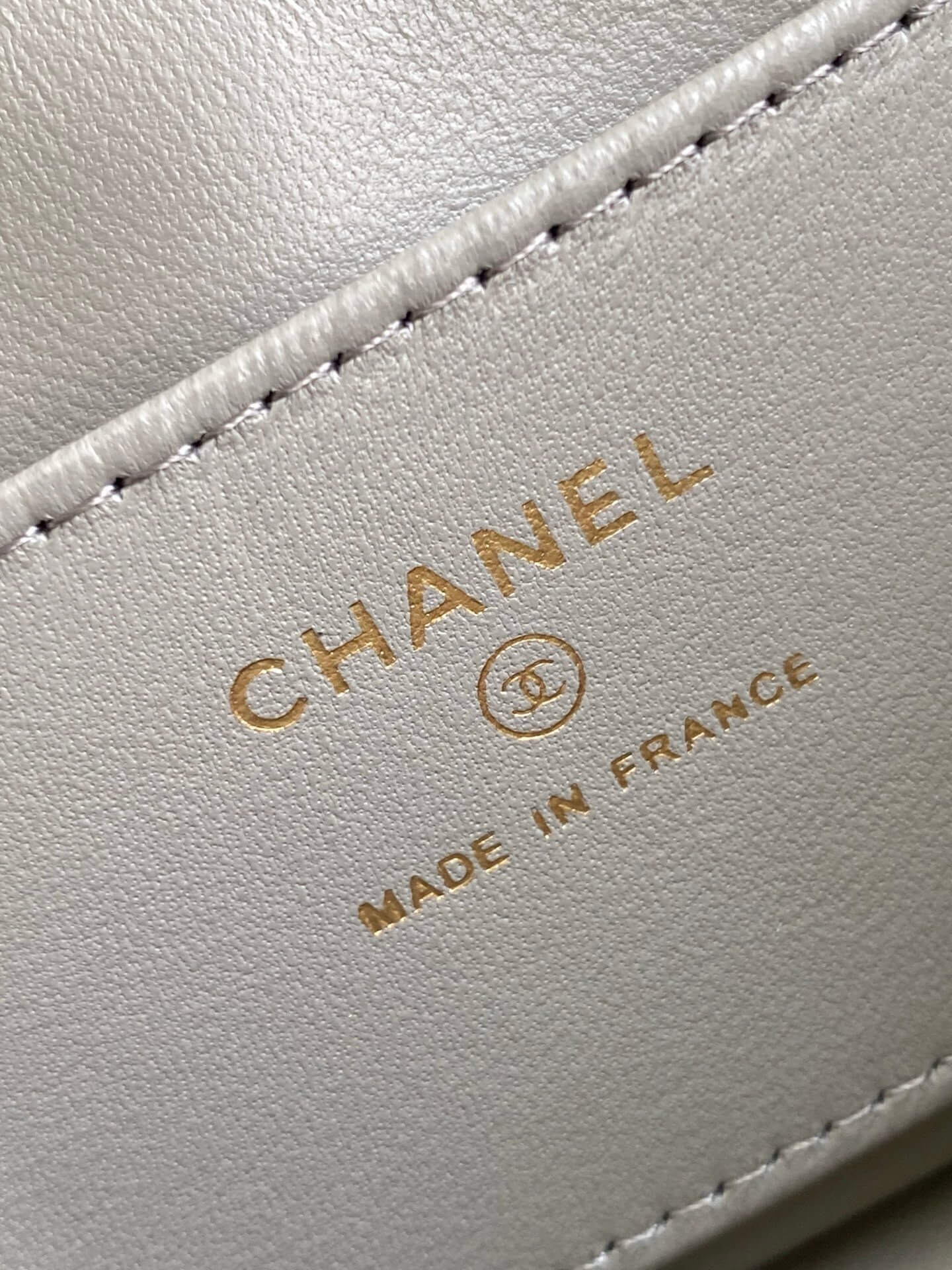 Chanel Mini Flap Suede & Quilted Lambskin Leather Shoulder Crossbody Bag - Image 14