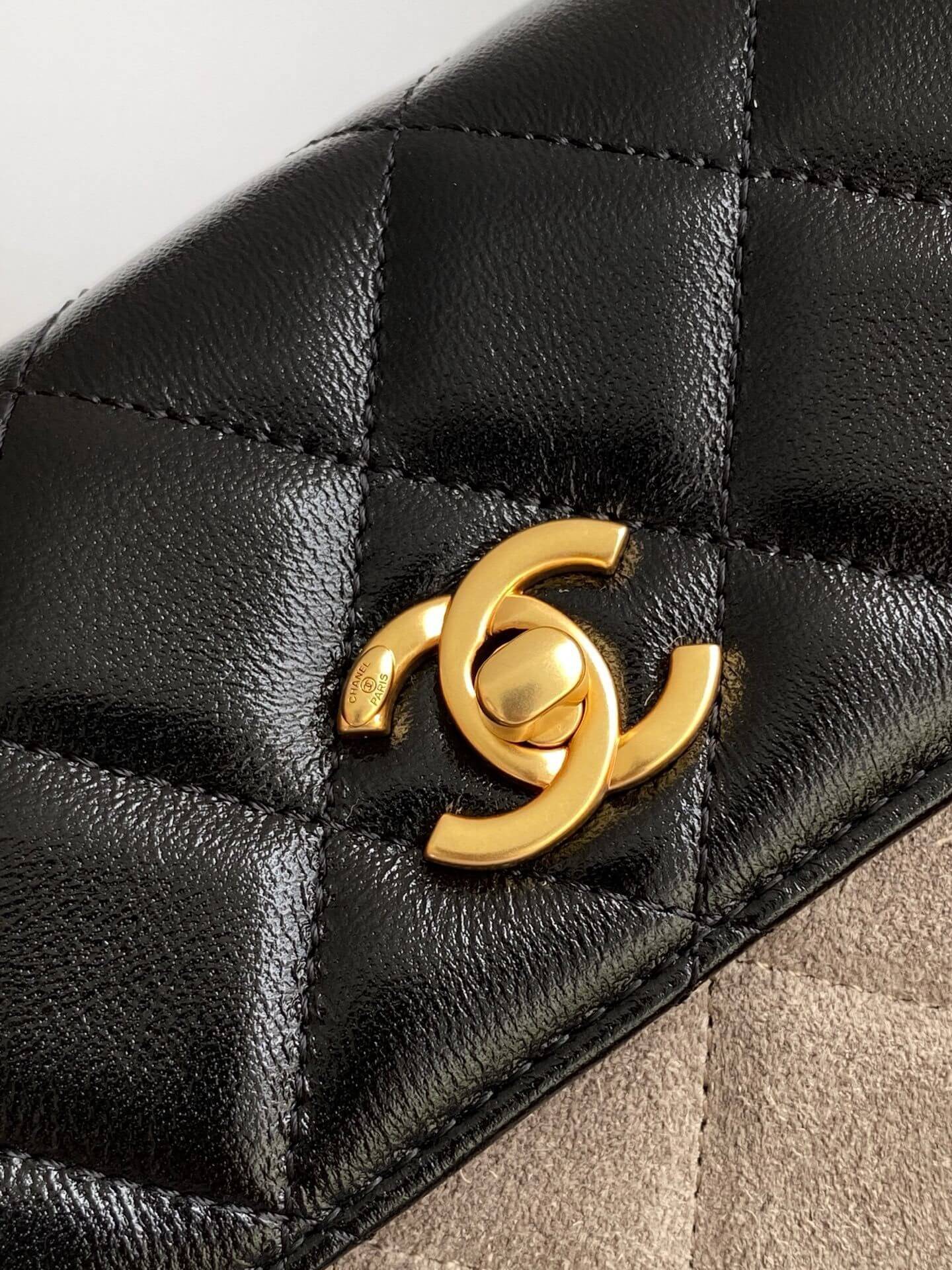 Chanel Mini Flap Suede & Quilted Lambskin Leather Shoulder Crossbody Bag - Image 15