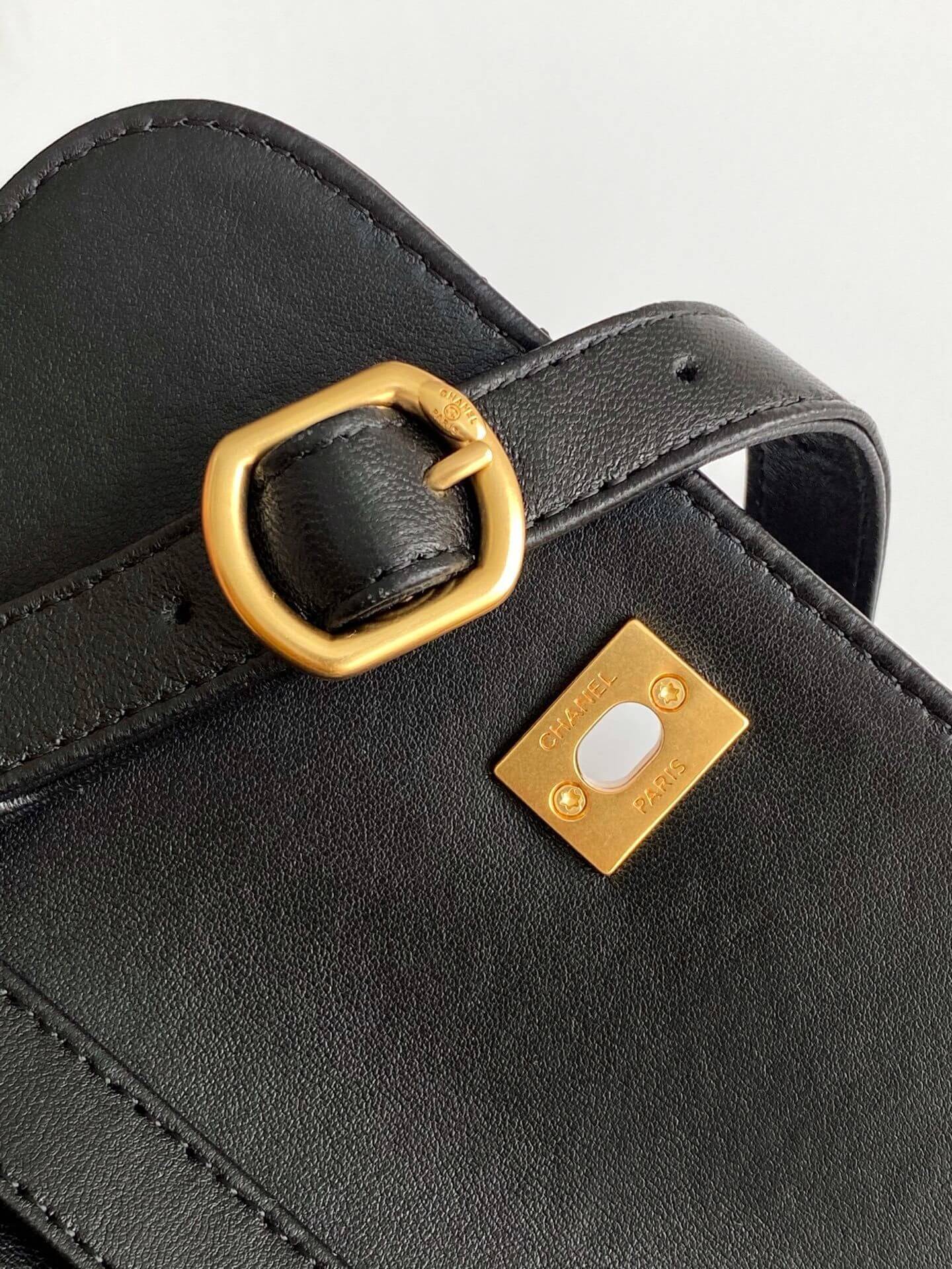 Chanel Mini Flap Suede & Quilted Lambskin Leather Shoulder Crossbody Bag - Image 7