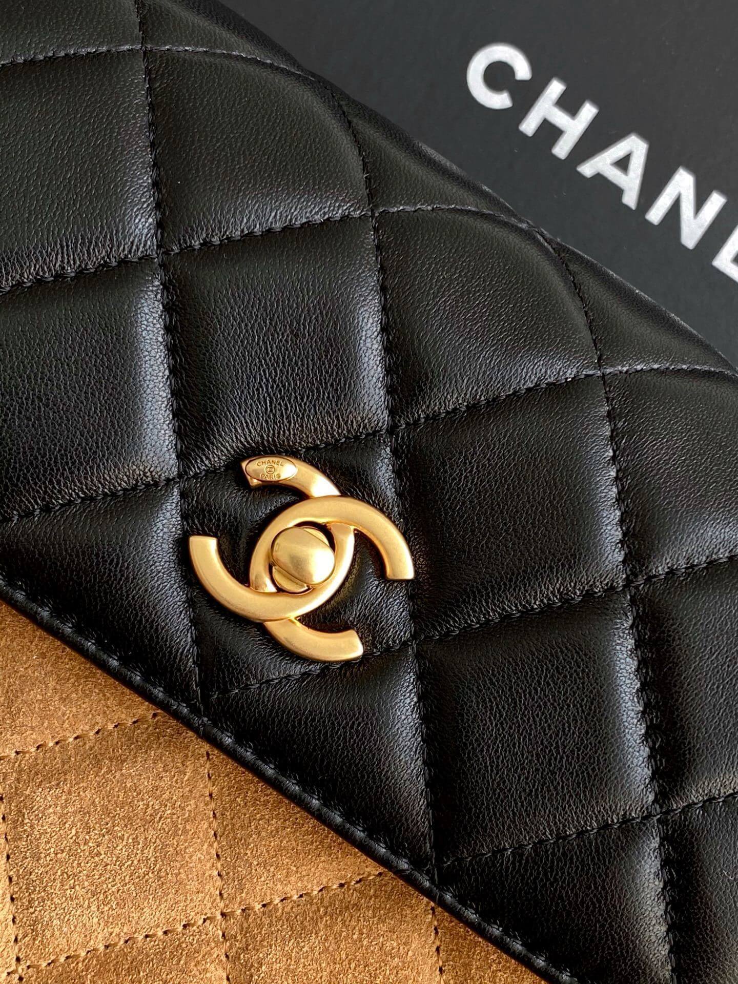 Chanel Mini Flap Suede & Quilted Lambskin Leather Shoulder Crossbody Bag - Image 6