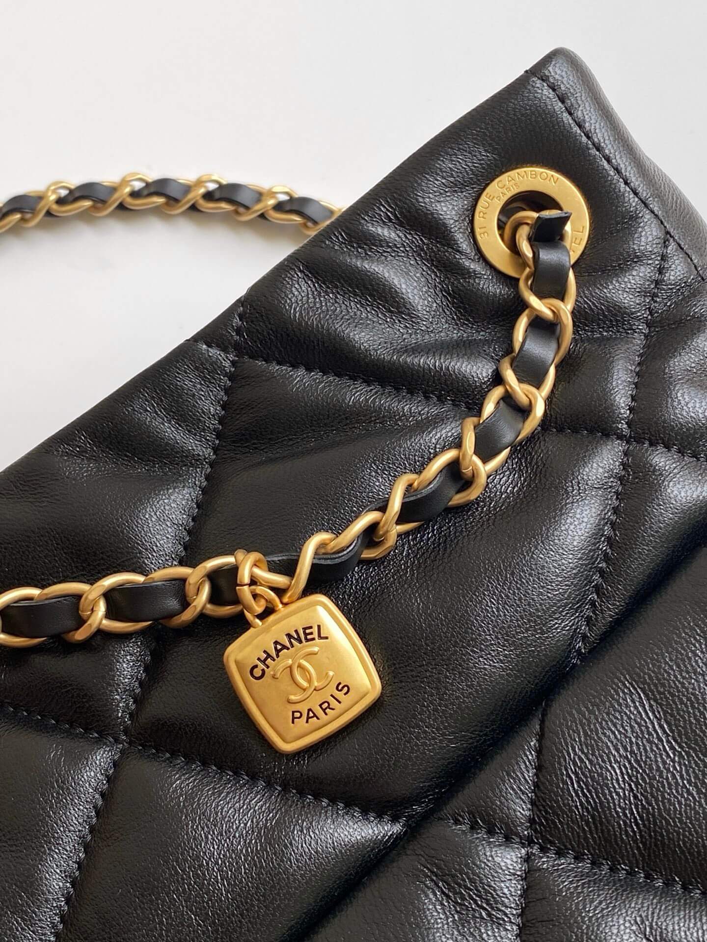 Chanel Shopping Bag Shiny Lambskin & Gold-Tone Metal Shoulder Crossbody Bag Black - Image 7