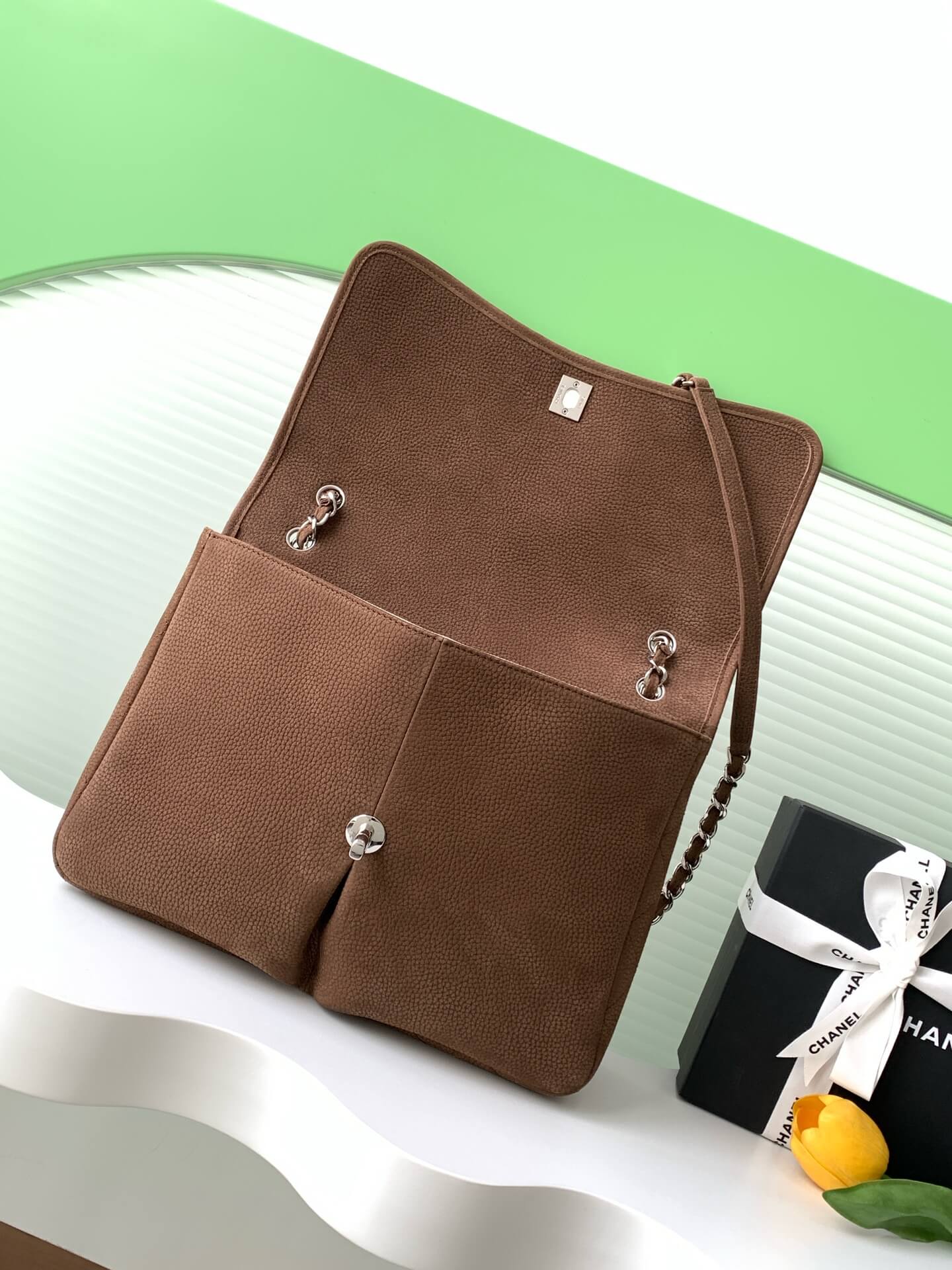 Chanel Single Flap Chain Quilted Nubuck Leather Shoulder Bag - Image 38