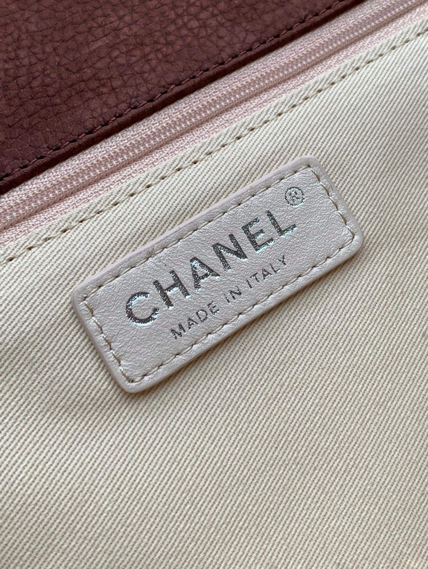 Chanel Single Flap Chain Quilted Nubuck Leather Shoulder Bag - Image 30