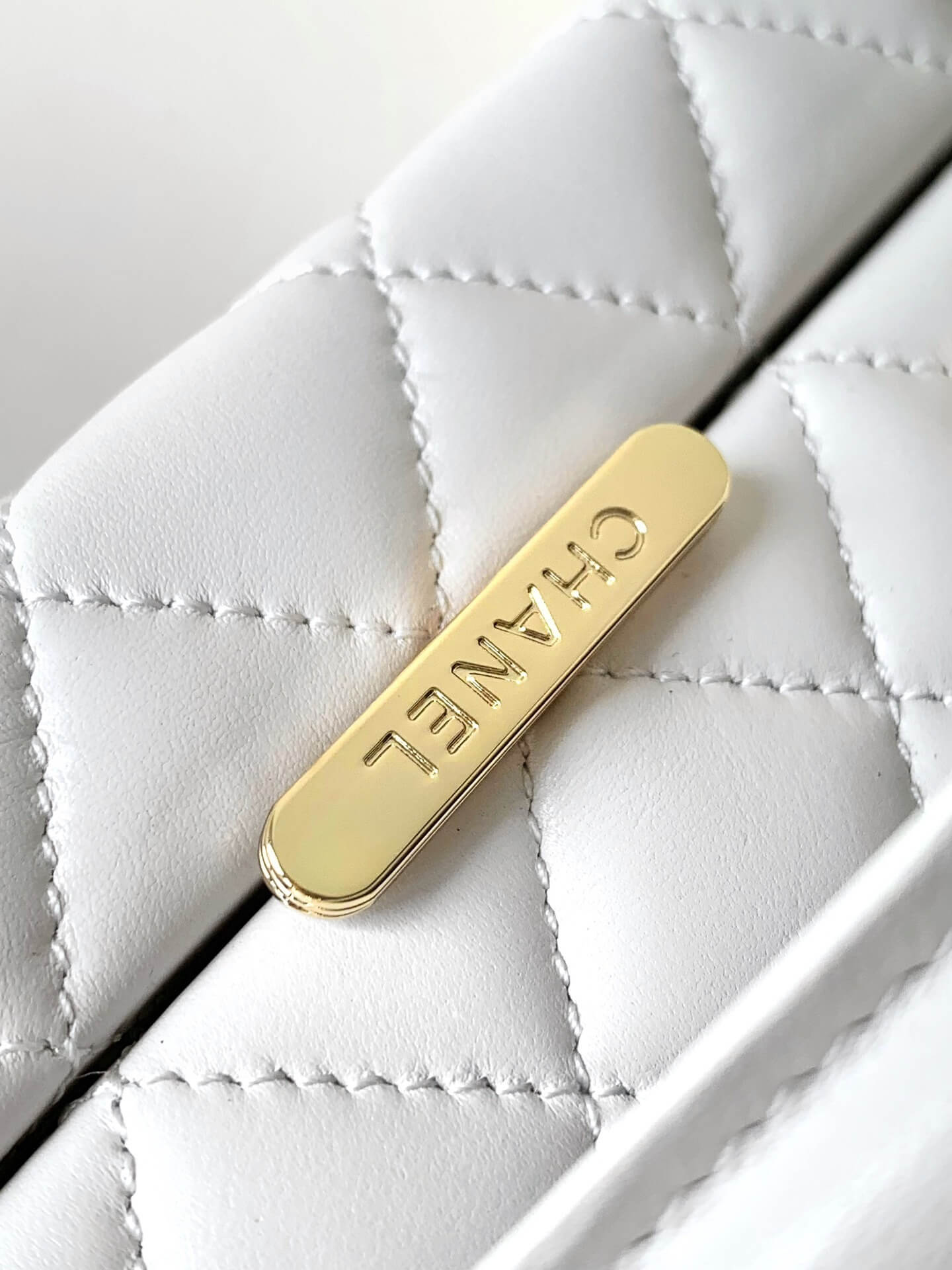 Chanel Mini - Small Flap Bag with a Top Handle Quilted Lambskin Leather Shoulder Crossbody Handbag - Image 34