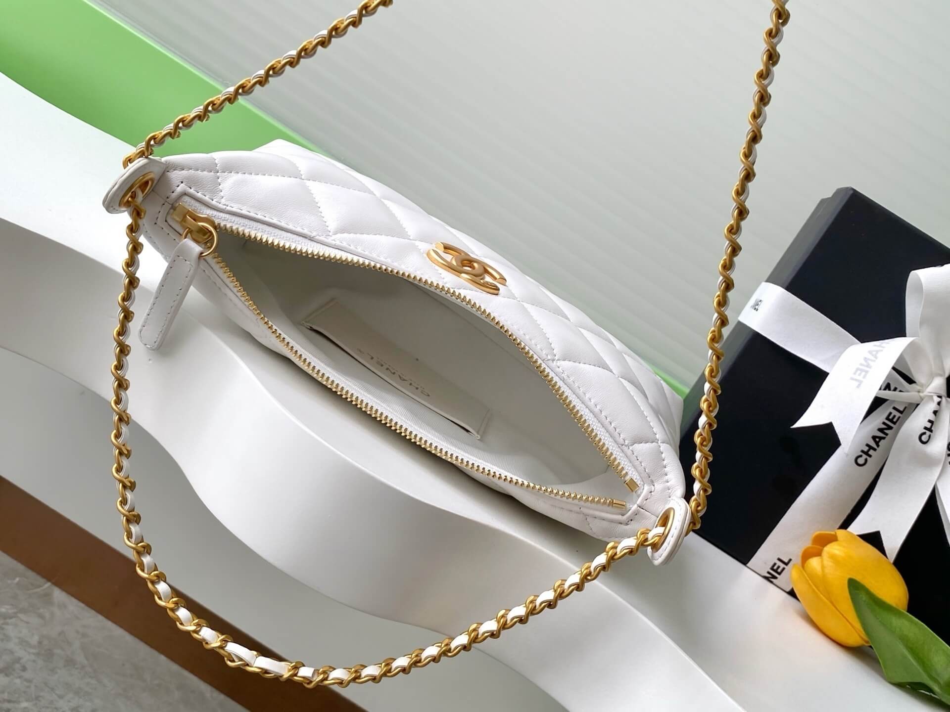 Chanel Small Hobo Quilted Shiny Lambskin Leather Shoulder Bag - Image 12