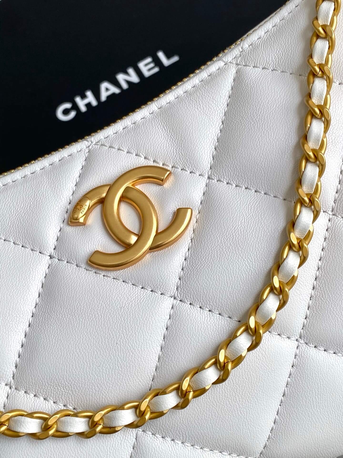 Chanel Small Hobo Quilted Shiny Lambskin Leather Shoulder Bag - Image 14