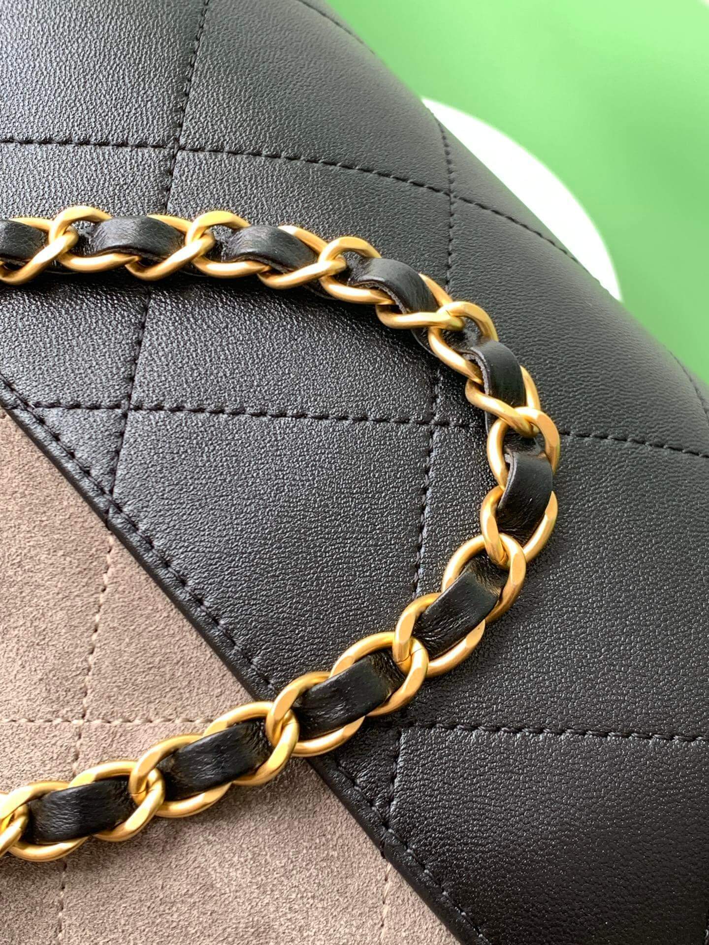 Chanel Two-Tone Shopping Suede Calfskin & Shiny Lambskin Leather Shoulder Handbag - Image 25