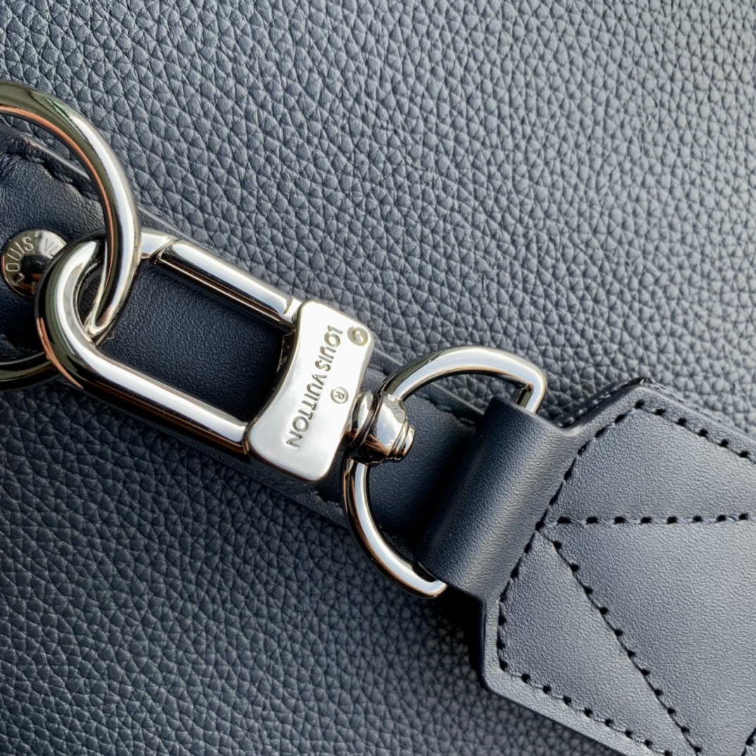 Louis Vuitton LV Aerogram leather Keepall Bandoulière 50 Shoulder Handbag M11693 Ink Blue M21420 Black M21536 Khaki - Orange - Image 6